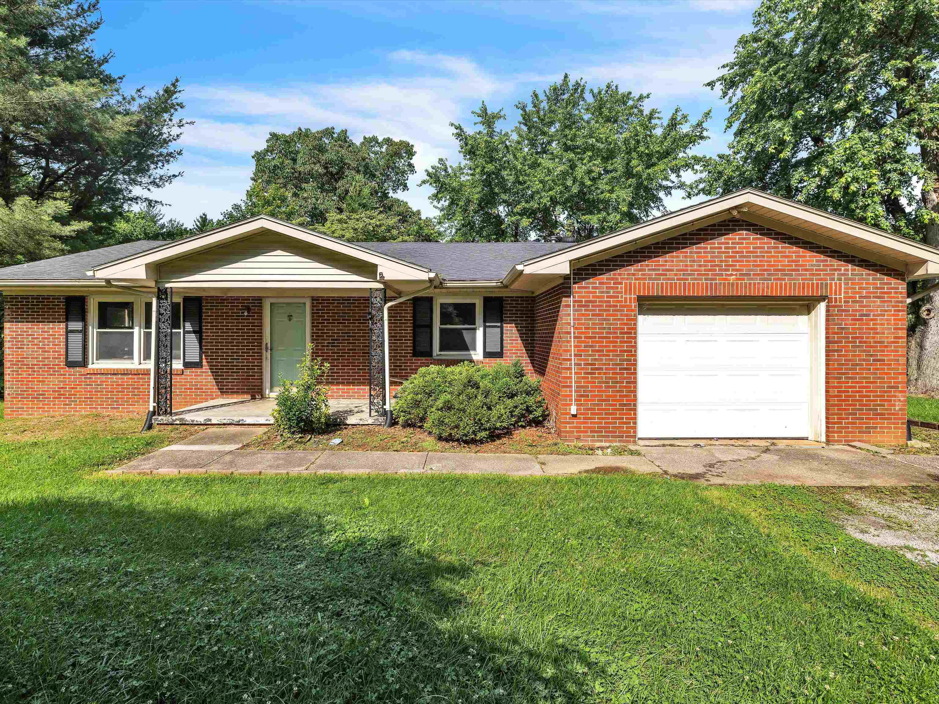 8001 Boteler Rd, Philpot, Kentucky 42366, 3 Bedrooms Bedrooms, ,2 BathroomsBathrooms,Single Family Residence,For Sale,Boteler Rd,89733