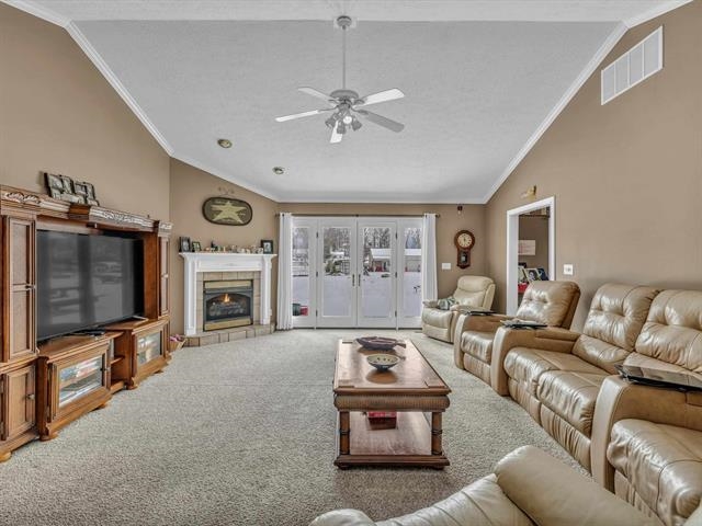 5752 Hwy 144, Owensboro, Kentucky 42303, 4 Bedrooms Bedrooms, ,2 BathroomsBathrooms,Single Family Residence,For Sale,Hwy 144,89739