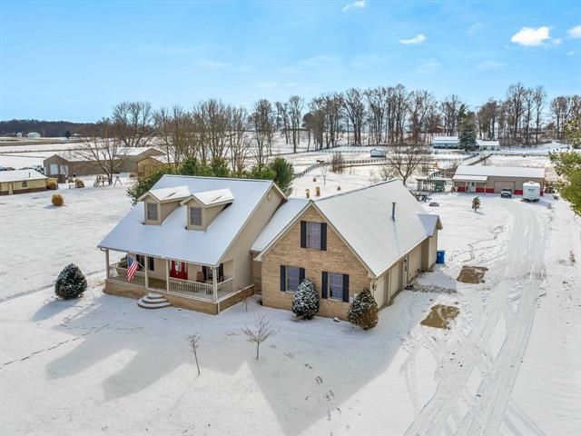 5752 Hwy 144, Owensboro, Kentucky 42303, 4 Bedrooms Bedrooms, ,2 BathroomsBathrooms,Single Family Residence,For Sale,Hwy 144,89739