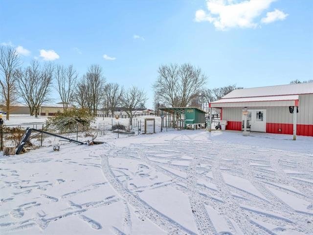 5752 Hwy 144, Owensboro, Kentucky 42303, 4 Bedrooms Bedrooms, ,2 BathroomsBathrooms,Single Family Residence,For Sale,Hwy 144,89739