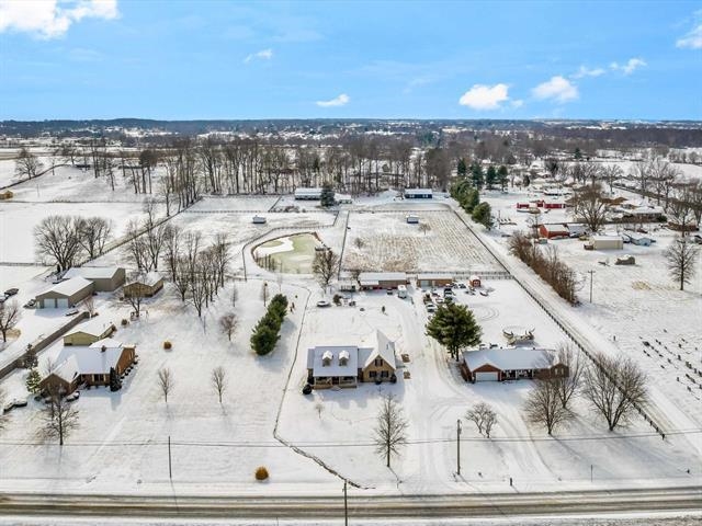 5752 Hwy 144, Owensboro, Kentucky 42303, 4 Bedrooms Bedrooms, ,2 BathroomsBathrooms,Single Family Residence,For Sale,Hwy 144,89739