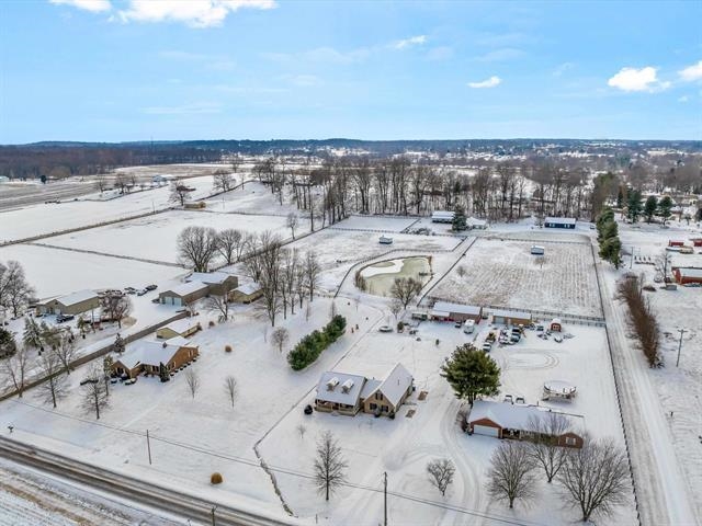 5752 Hwy 144, Owensboro, Kentucky 42303, 4 Bedrooms Bedrooms, ,2 BathroomsBathrooms,Single Family Residence,For Sale,Hwy 144,89739