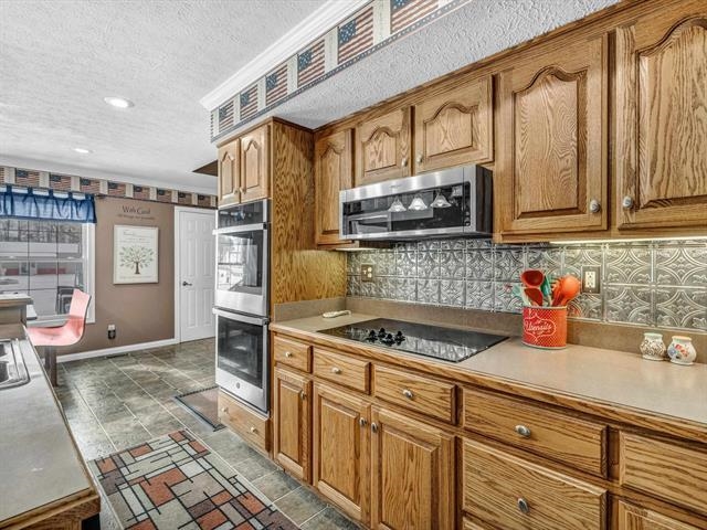 5752 Hwy 144, Owensboro, Kentucky 42303, 4 Bedrooms Bedrooms, ,2 BathroomsBathrooms,Single Family Residence,For Sale,Hwy 144,89739