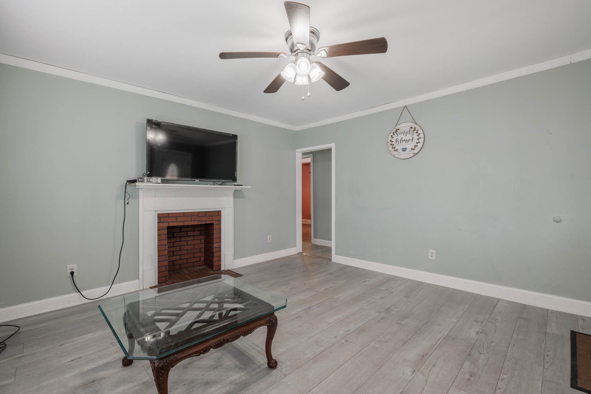 1420 19th Street, Owensboro, Kentucky 42303, 3 Bedrooms Bedrooms, ,1 BathroomBathrooms,Single Family Residence,For Sale,19th Street,89740