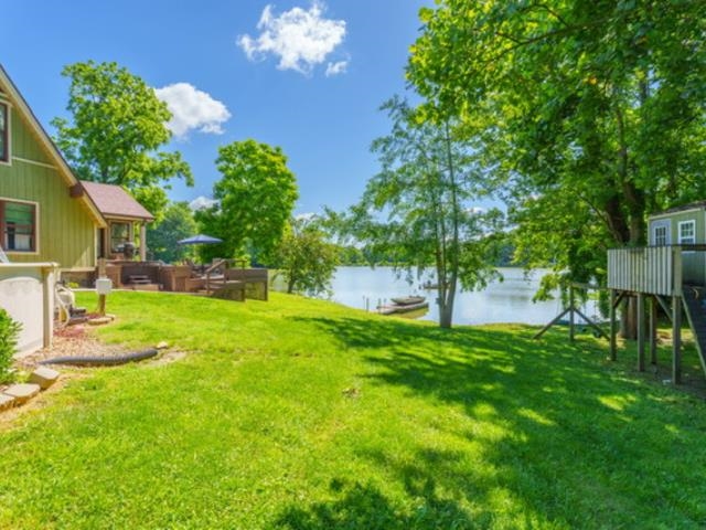 1005 Peninsula Court, Maceo, Kentucky 42355, 4 Bedrooms Bedrooms, ,2 BathroomsBathrooms,Single Family Residence,For Sale,Peninsula Court,89742
