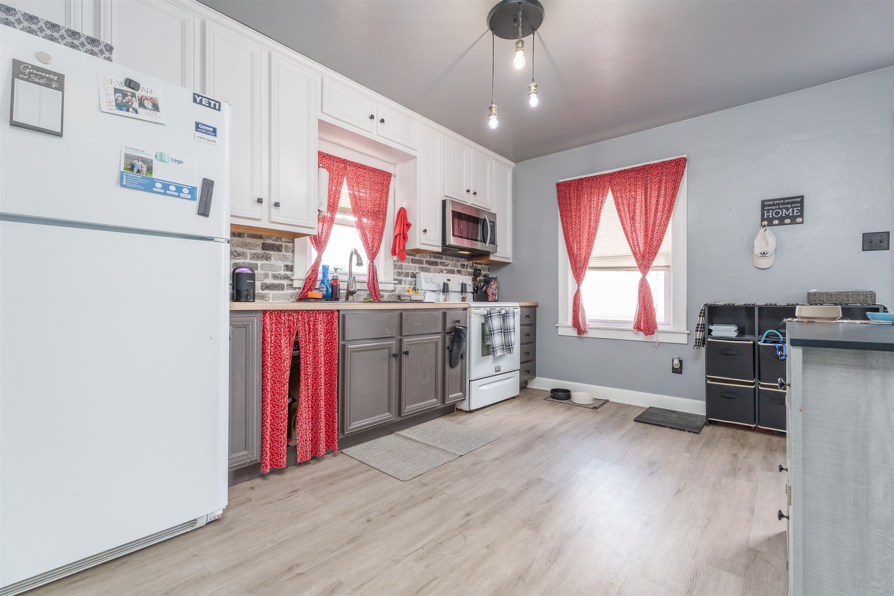 428 Wing Avenue, Owensboro, Kentucky 42303, 2 Bedrooms Bedrooms, ,1 BathroomBathrooms,Single Family Residence,For Sale,Wing Avenue,89743