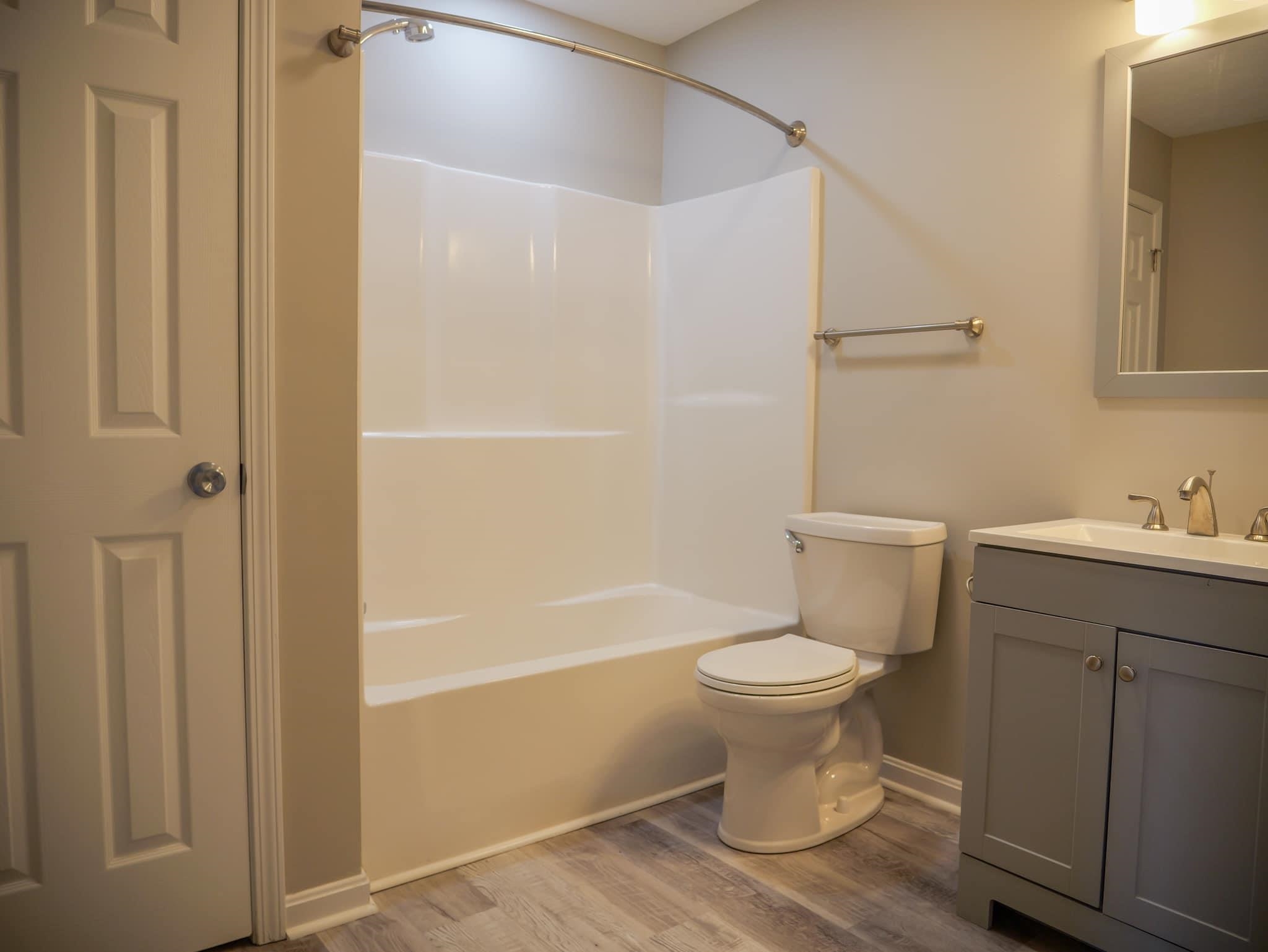 2201 Village Run, Owensboro, Kentucky 42303, 2 Bedrooms Bedrooms, ,2 BathroomsBathrooms,Townhouse,For Sale,Village Run,89744
