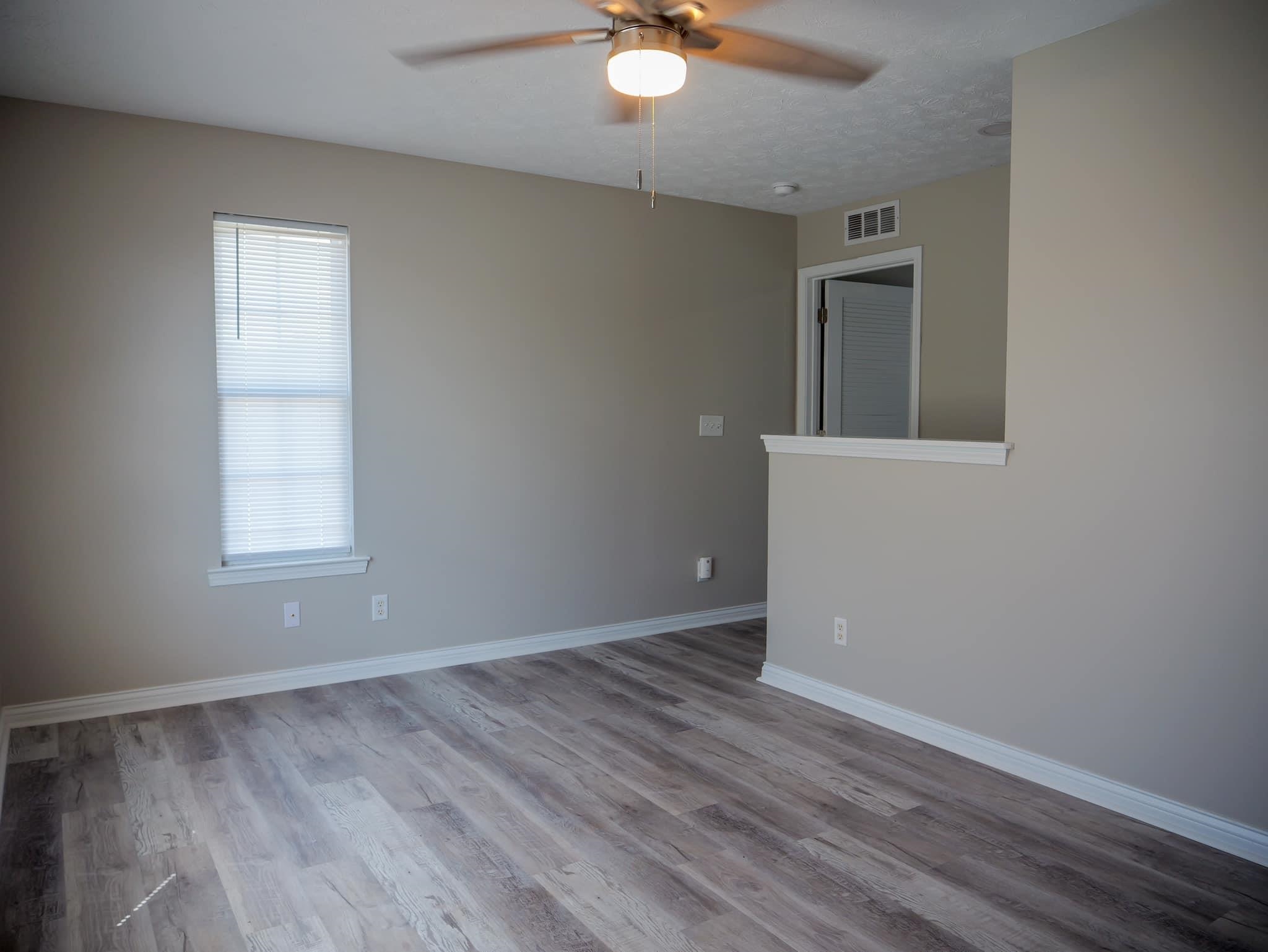 2201 Village Run, Owensboro, Kentucky 42303, 2 Bedrooms Bedrooms, ,2 BathroomsBathrooms,Townhouse,For Sale,Village Run,89744