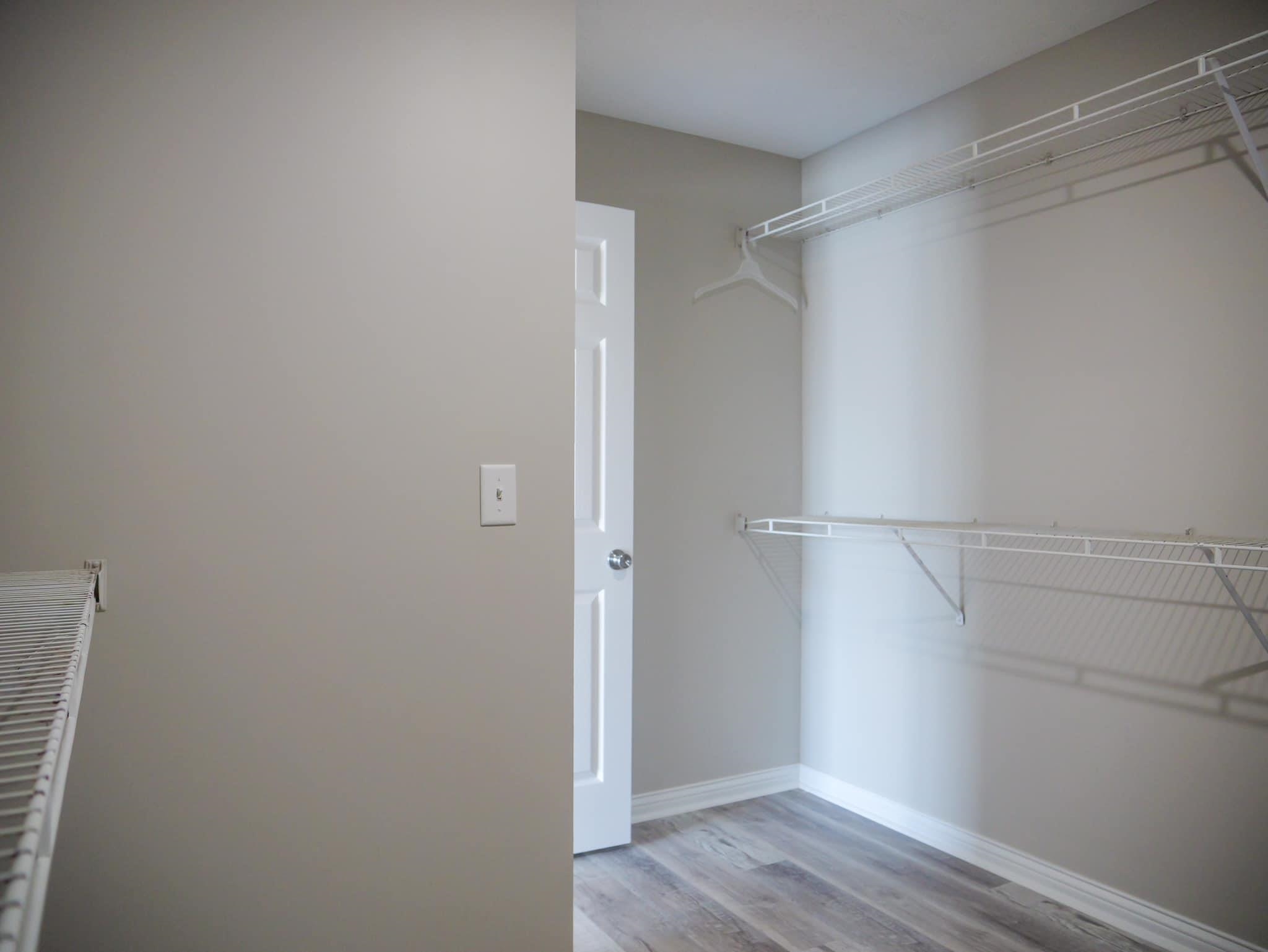 2201 Village Run, Owensboro, Kentucky 42303, 2 Bedrooms Bedrooms, ,2 BathroomsBathrooms,Townhouse,For Sale,Village Run,89744