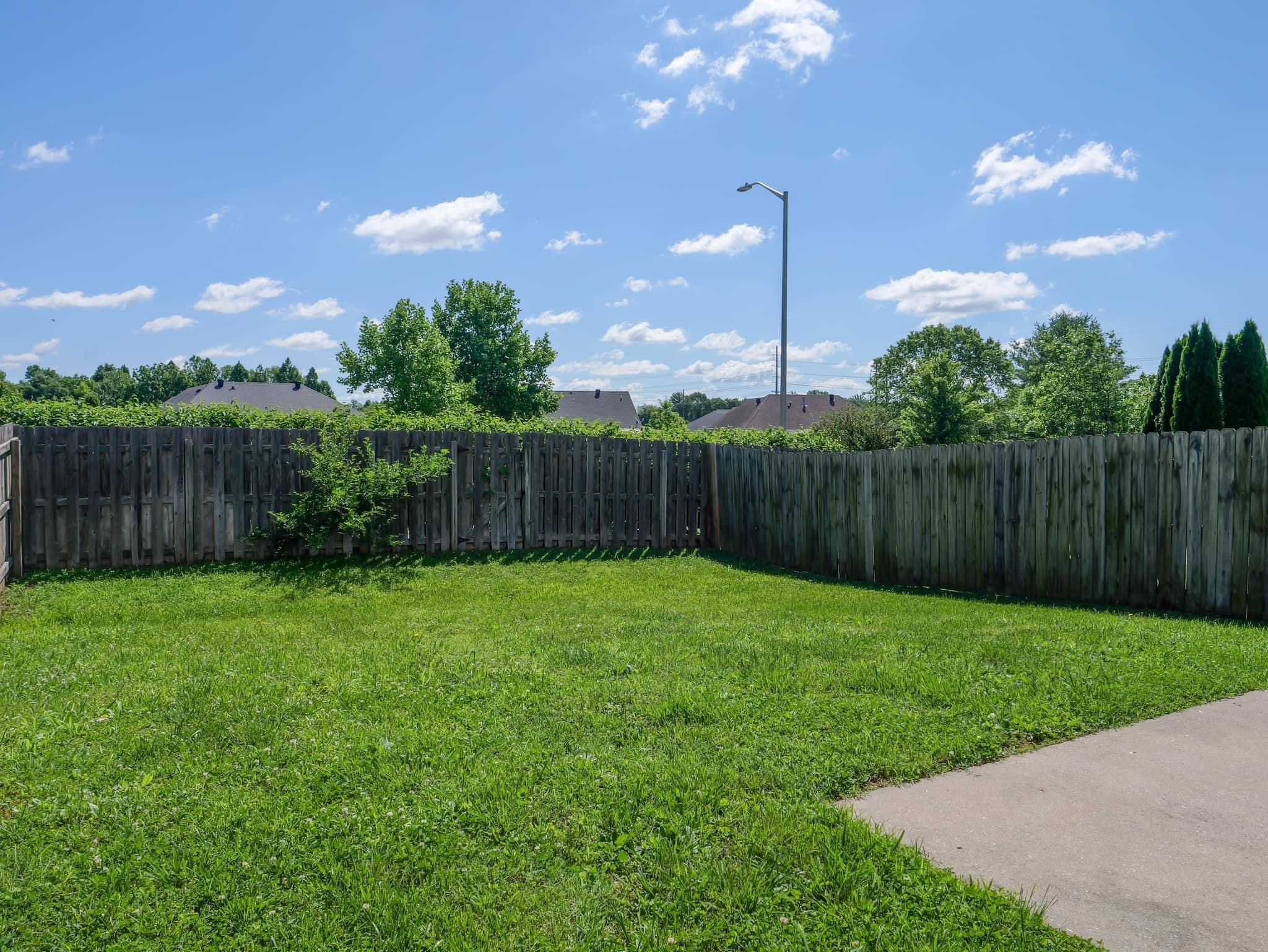 2201 Village Run, Owensboro, Kentucky 42303, 2 Bedrooms Bedrooms, ,2 BathroomsBathrooms,Townhouse,For Sale,Village Run,89744