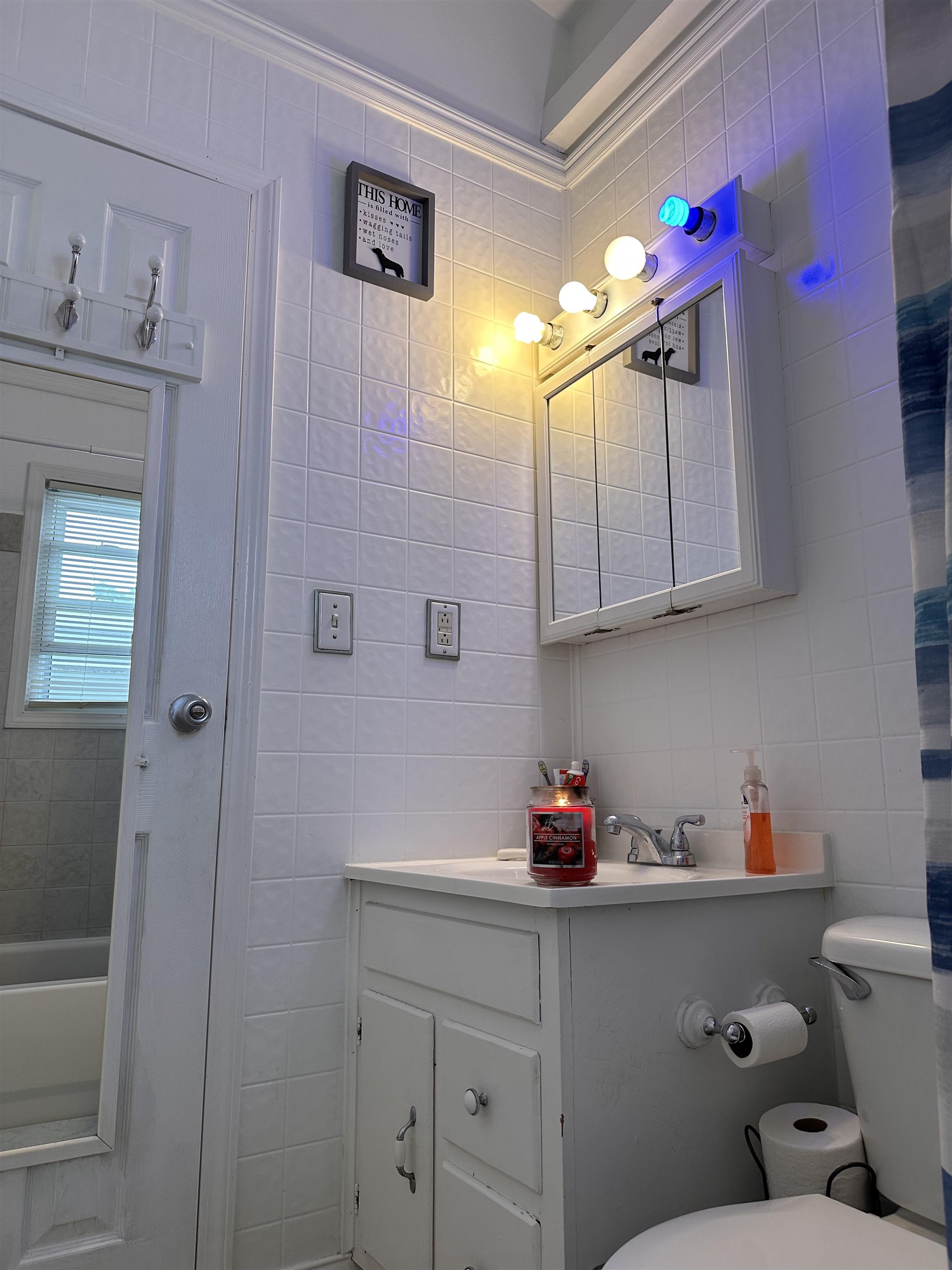 2530 West 5th Street, Owensboro, Kentucky 42301, 3 Bedrooms Bedrooms, ,1 BathroomBathrooms,Single Family Residence,For Sale,West 5th Street,89745