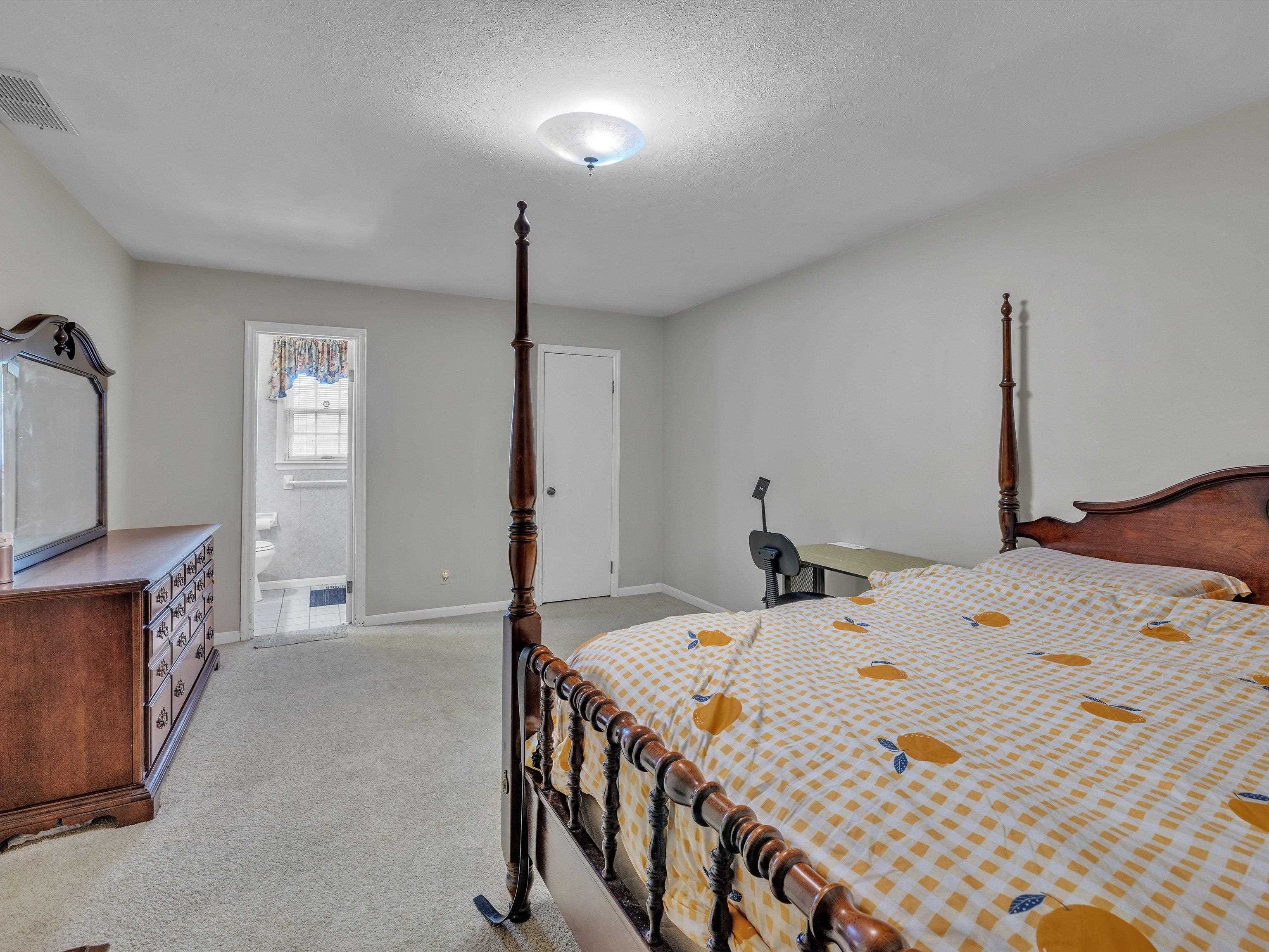 2730 Brambleberry Ct, Henderson, Kentucky 42420, 3 Bedrooms Bedrooms, ,2 BathroomsBathrooms,Single Family Residence,For Sale,Brambleberry Ct,89750