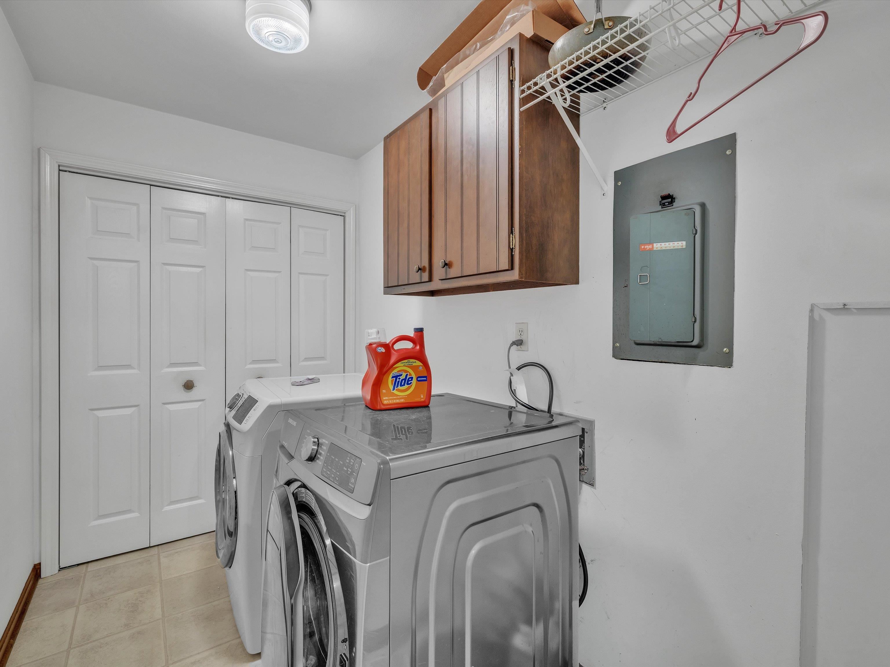 2730 Brambleberry Ct, Henderson, Kentucky 42420, 3 Bedrooms Bedrooms, ,2 BathroomsBathrooms,Single Family Residence,For Sale,Brambleberry Ct,89750