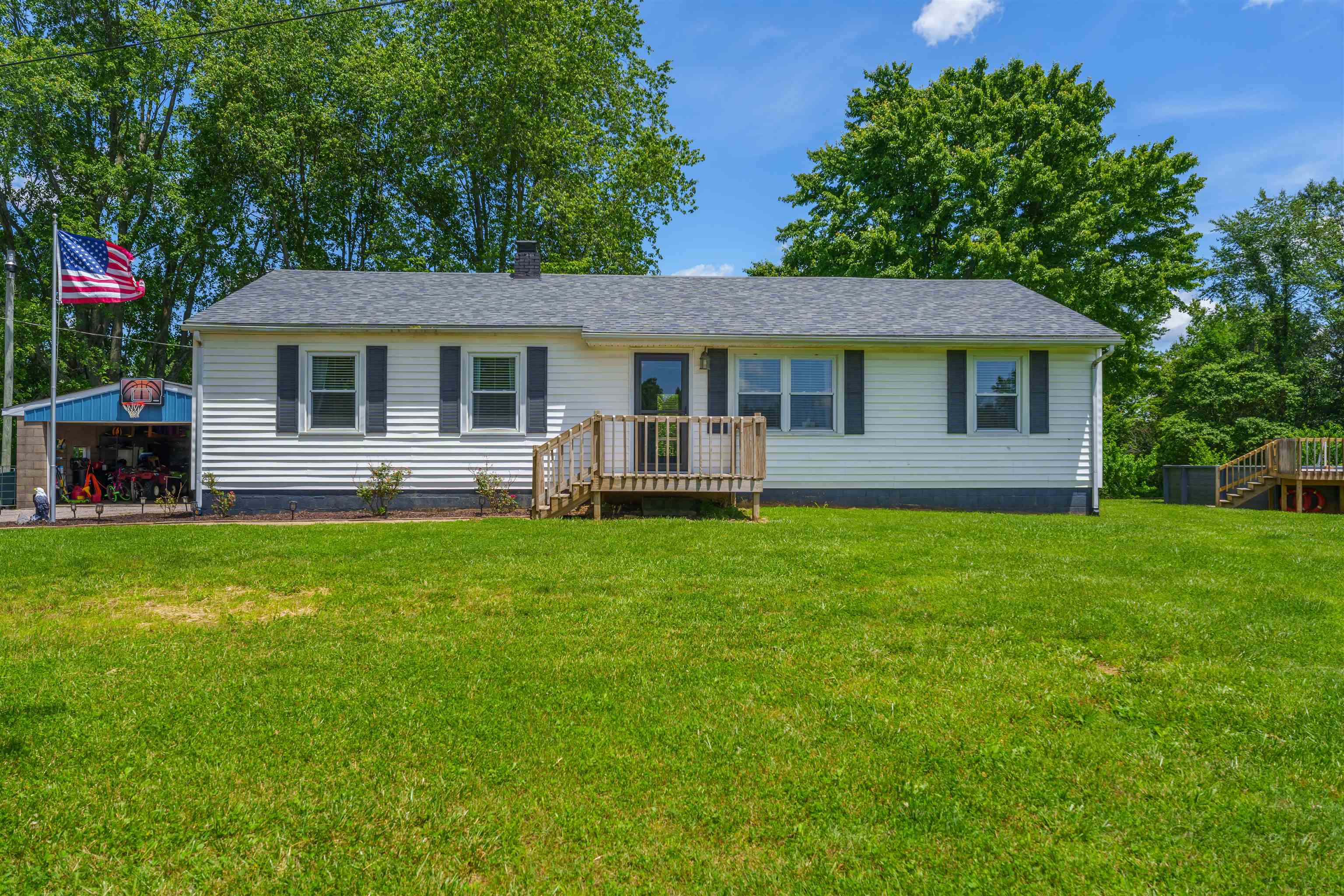8757 Knottsville Mt Zion Road, Philpot, Kentucky 42366, 3 Bedrooms Bedrooms, ,2 BathroomsBathrooms,Single Family Residence,For Sale,Knottsville Mt Zion Road,89751