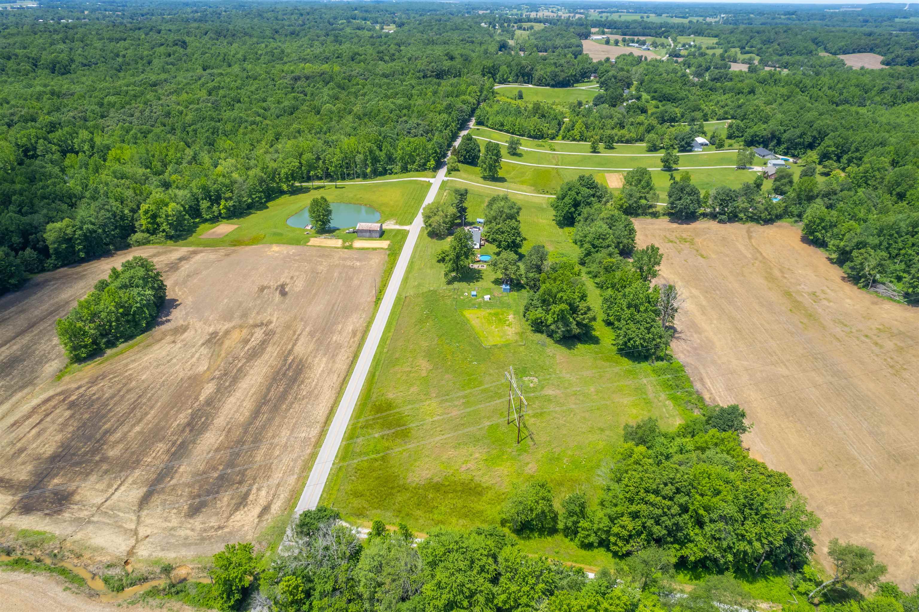 8757 Knottsville Mt Zion Road, Philpot, Kentucky 42366, 3 Bedrooms Bedrooms, ,2 BathroomsBathrooms,Single Family Residence,For Sale,Knottsville Mt Zion Road,89751