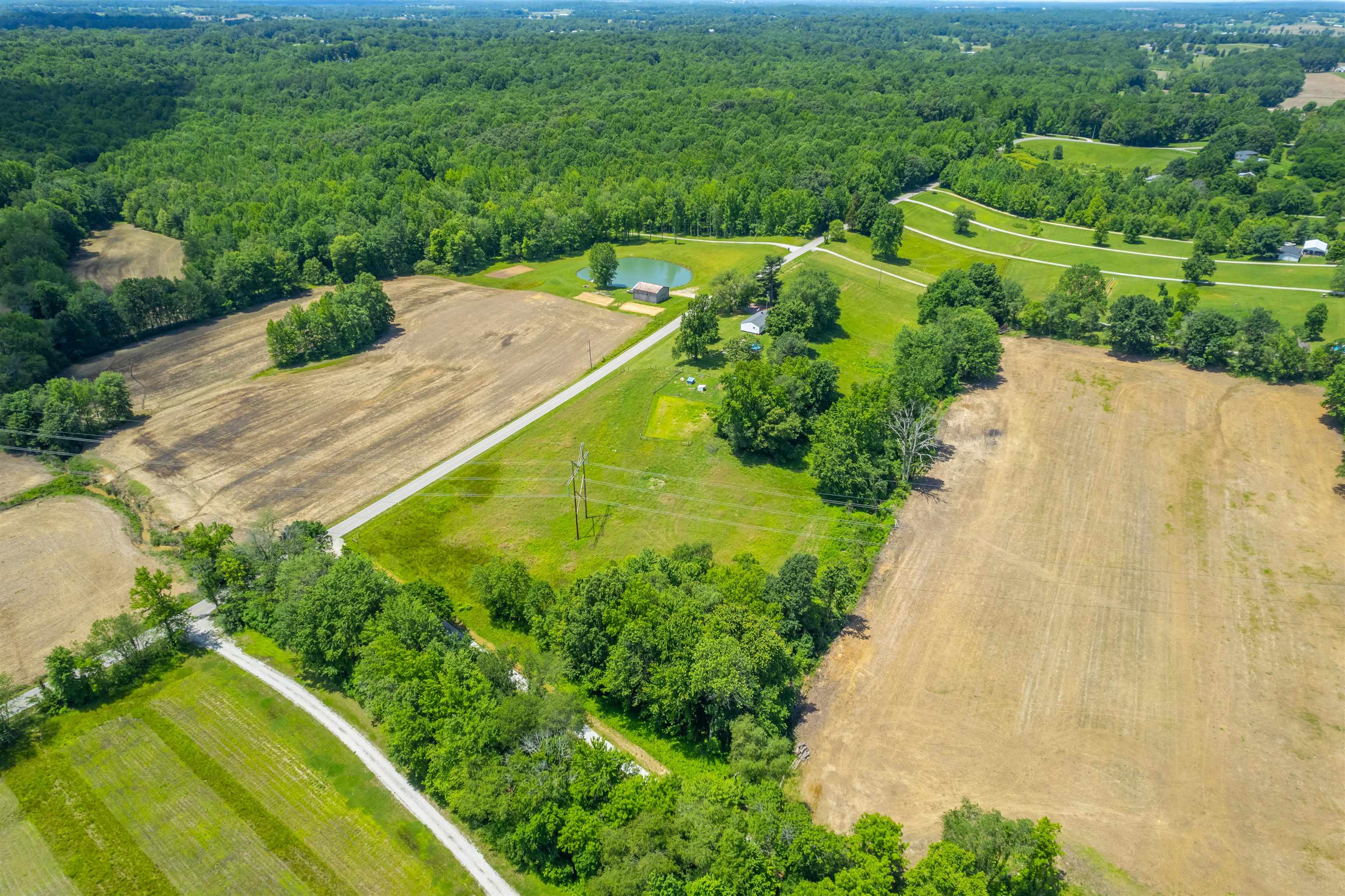 8757 Knottsville Mt Zion Road, Philpot, Kentucky 42366, 3 Bedrooms Bedrooms, ,2 BathroomsBathrooms,Single Family Residence,For Sale,Knottsville Mt Zion Road,89751