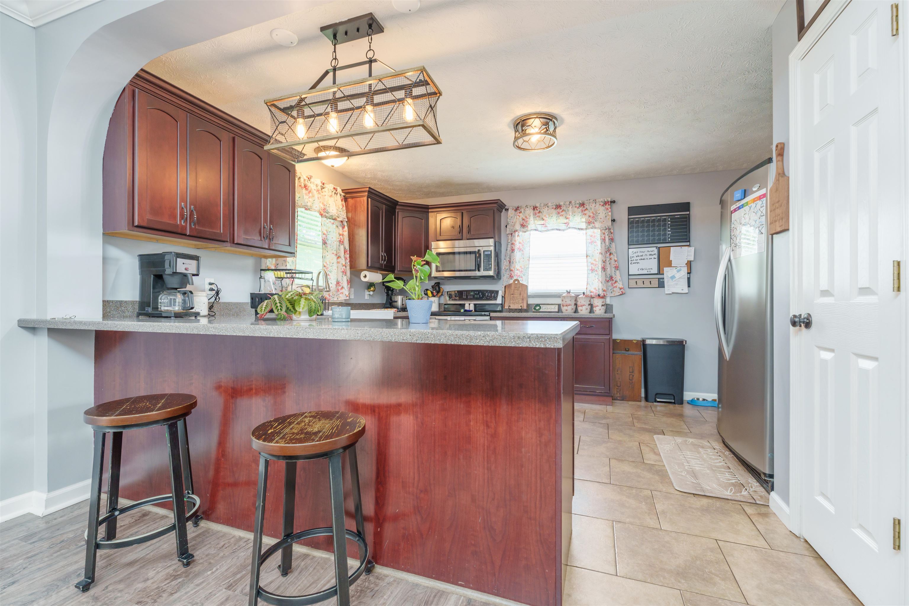 8757 Knottsville Mt Zion Road, Philpot, Kentucky 42366, 3 Bedrooms Bedrooms, ,2 BathroomsBathrooms,Single Family Residence,For Sale,Knottsville Mt Zion Road,89751