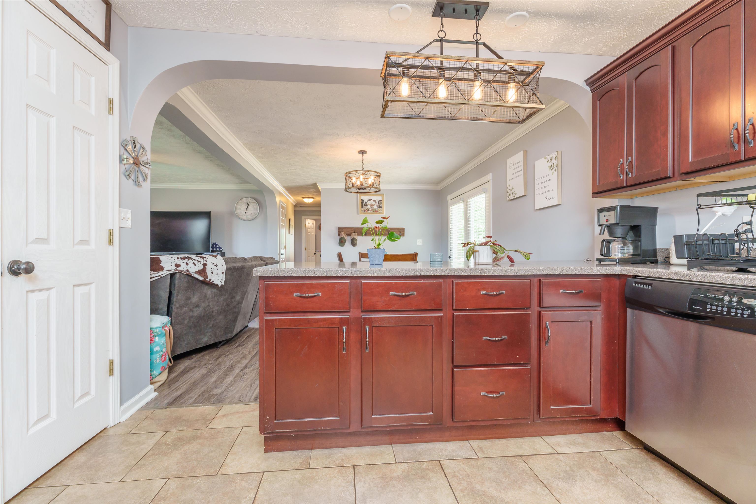8757 Knottsville Mt Zion Road, Philpot, Kentucky 42366, 3 Bedrooms Bedrooms, ,2 BathroomsBathrooms,Single Family Residence,For Sale,Knottsville Mt Zion Road,89751