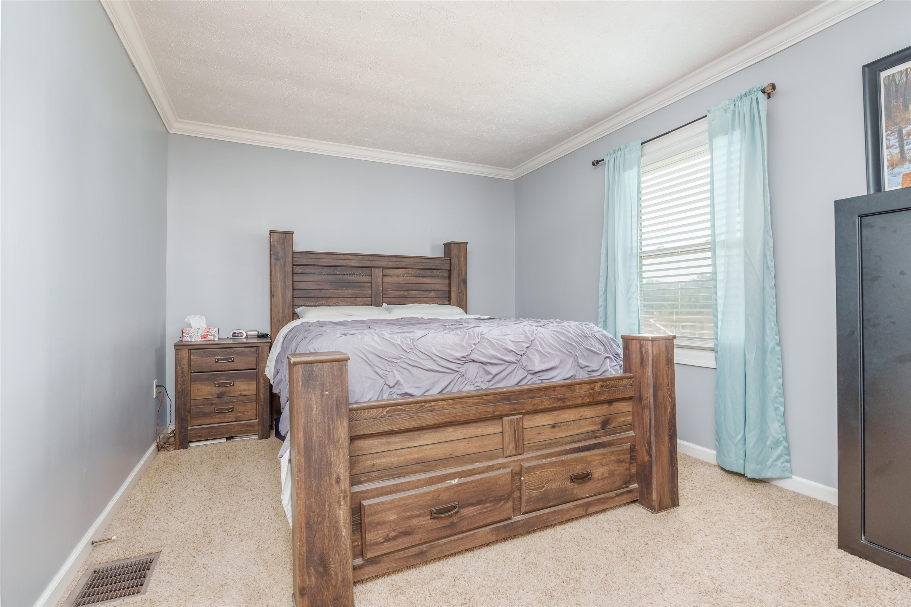 8757 Knottsville Mt Zion Road, Philpot, Kentucky 42366, 3 Bedrooms Bedrooms, ,2 BathroomsBathrooms,Single Family Residence,For Sale,Knottsville Mt Zion Road,89751