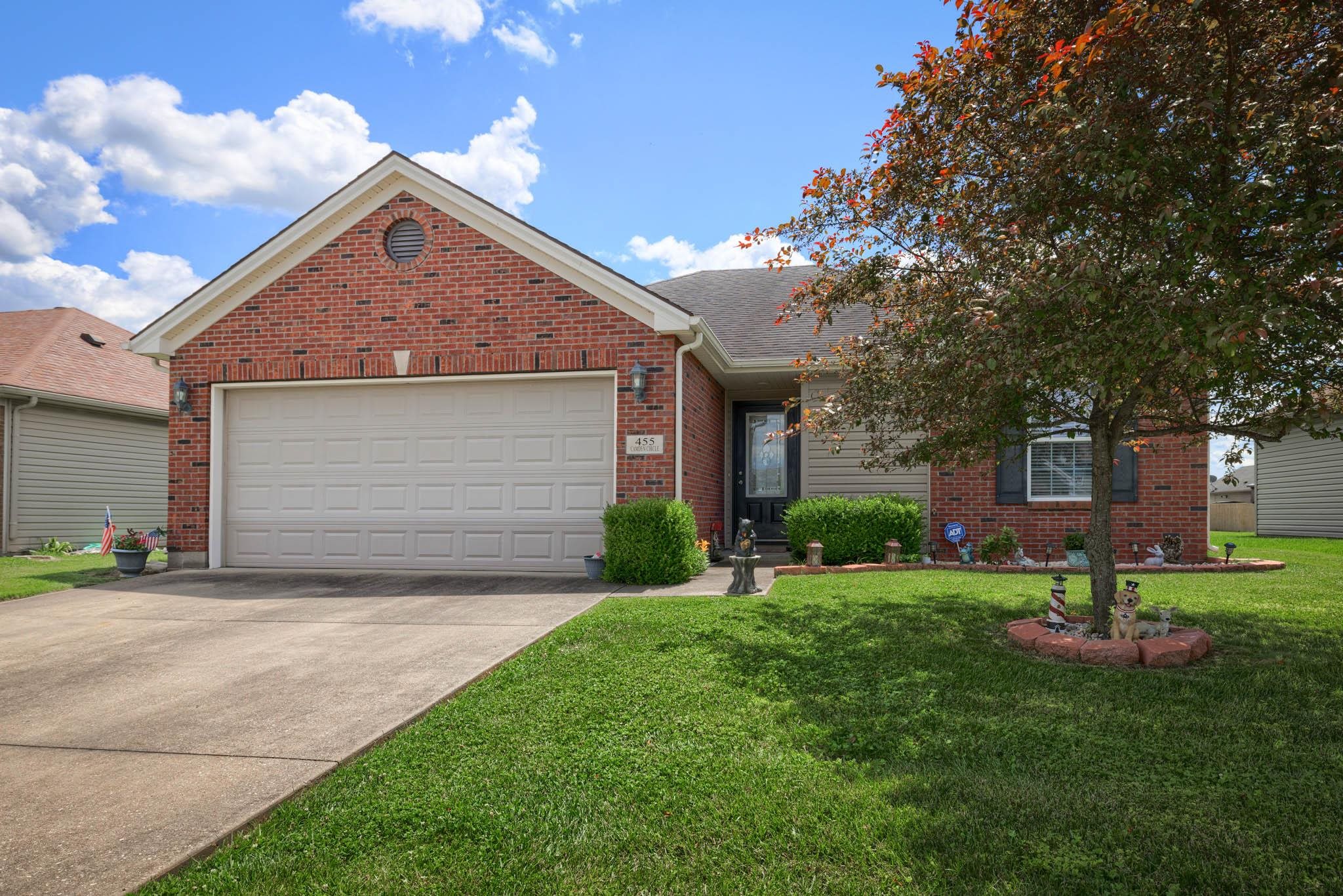 455 Camden Circle, Owensboro, Kentucky 42301, 3 Bedrooms Bedrooms, ,2 BathroomsBathrooms,Single Family Residence,For Sale,Camden Circle,89753
