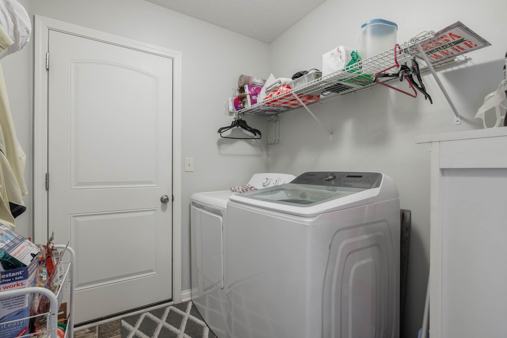 455 Camden Circle, Owensboro, Kentucky 42301, 3 Bedrooms Bedrooms, ,2 BathroomsBathrooms,Single Family Residence,For Sale,Camden Circle,89753