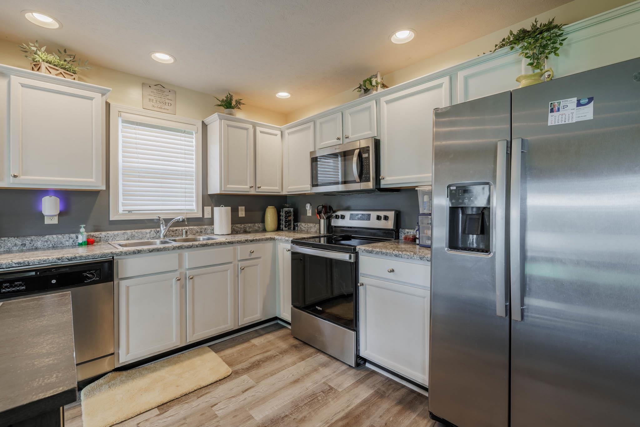 455 Camden Circle, Owensboro, Kentucky 42301, 3 Bedrooms Bedrooms, ,2 BathroomsBathrooms,Single Family Residence,For Sale,Camden Circle,89753