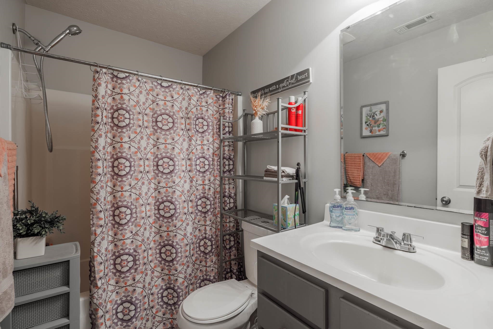 455 Camden Circle, Owensboro, Kentucky 42301, 3 Bedrooms Bedrooms, ,2 BathroomsBathrooms,Single Family Residence,For Sale,Camden Circle,89753