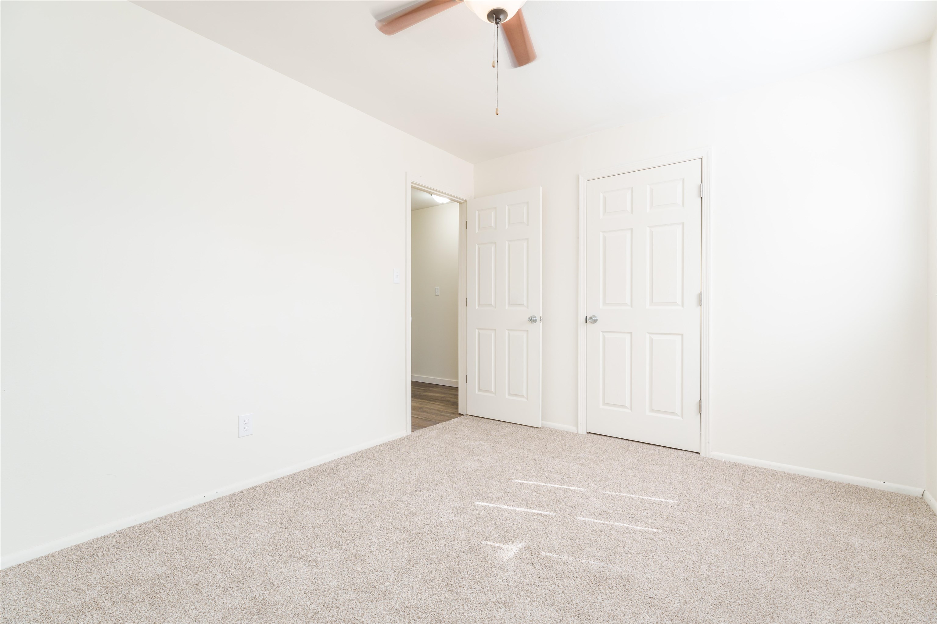 103 E Legion Blvd, Owensboro, Kentucky 42301, 3 Bedrooms Bedrooms, ,1 BathroomBathrooms,Single Family Residence,For Sale,E Legion Blvd,89755