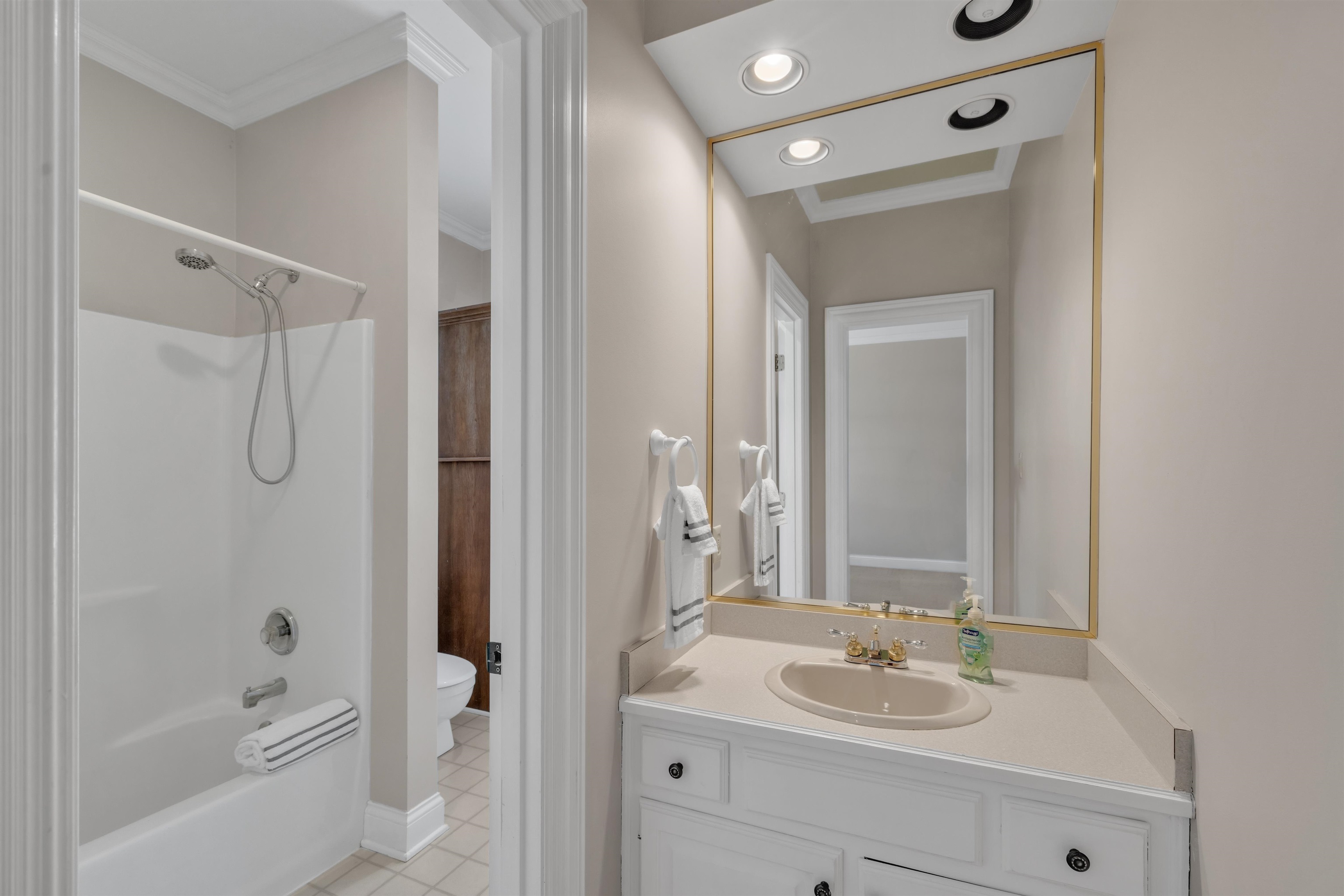 4127 Golden Maple, Owensboro, Kentucky 42303, 4 Bedrooms Bedrooms, ,2 BathroomsBathrooms,Single Family Residence,For Sale,Golden Maple,89757