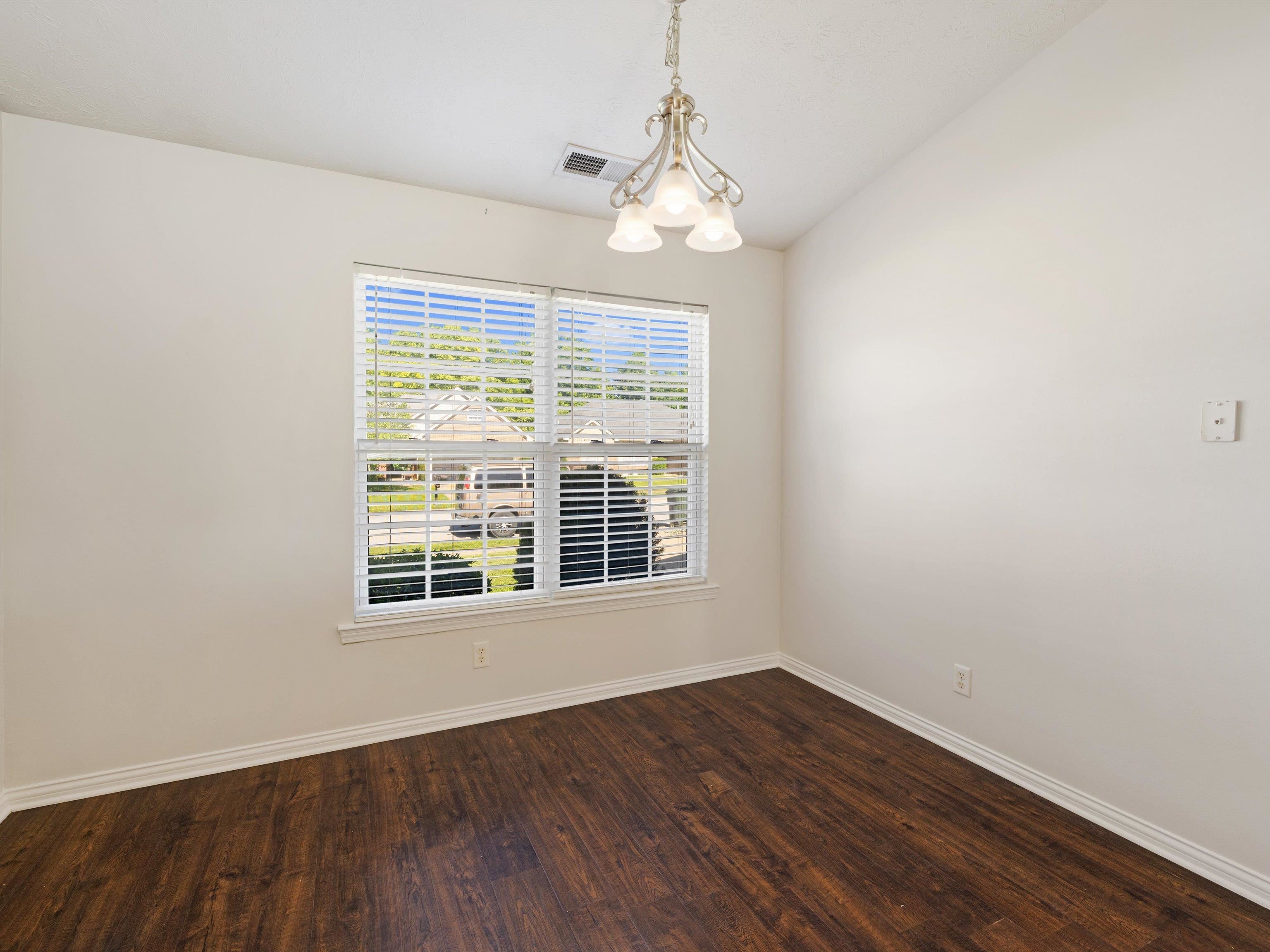 3104 Avenue of the Parks, Owensboro, Kentucky 42303, 3 Bedrooms Bedrooms, ,2 BathroomsBathrooms,Ranch,For Sale,Avenue of the Parks,89758