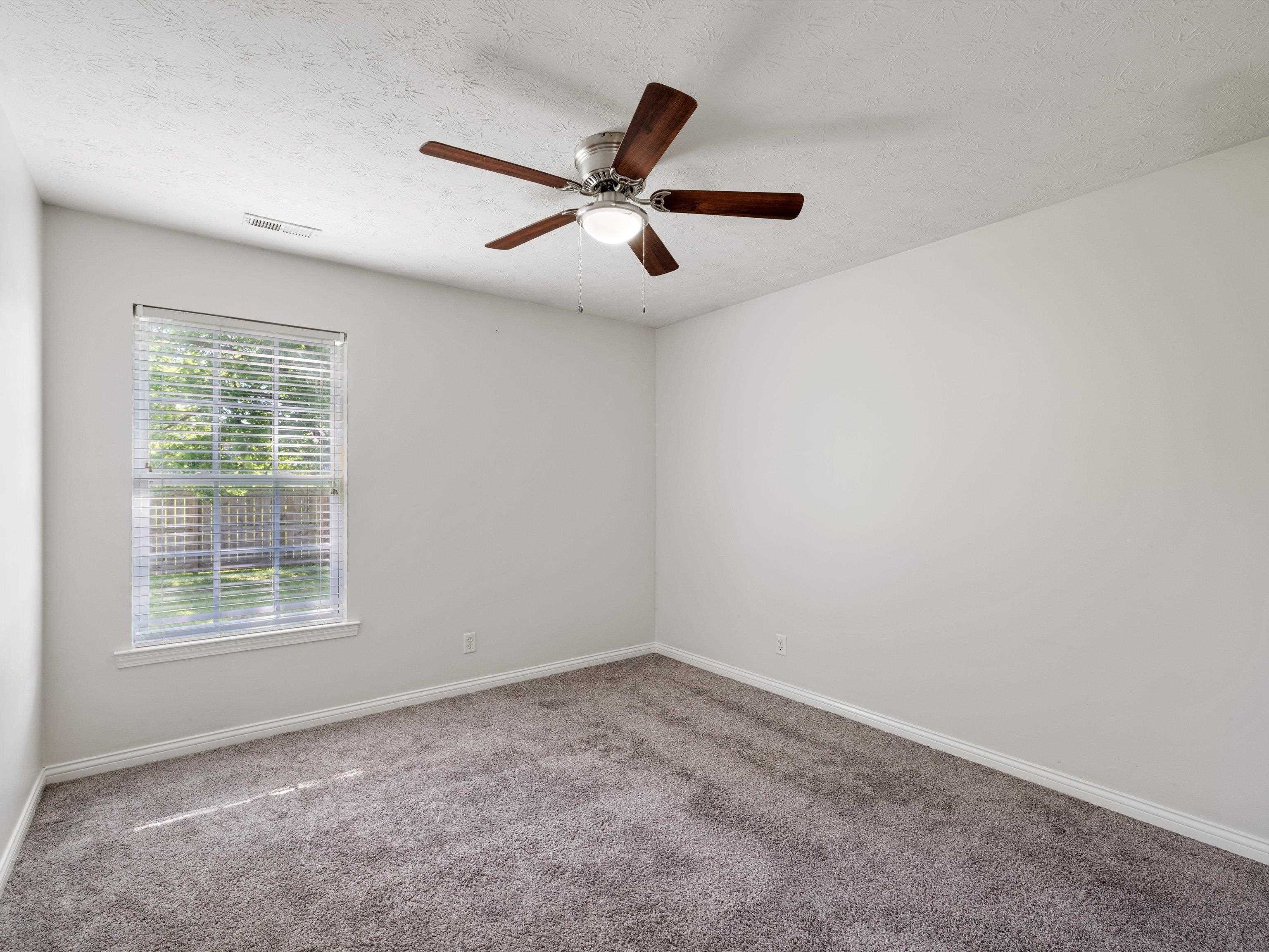 3104 Avenue of the Parks, Owensboro, Kentucky 42303, 3 Bedrooms Bedrooms, ,2 BathroomsBathrooms,Ranch,For Sale,Avenue of the Parks,89758