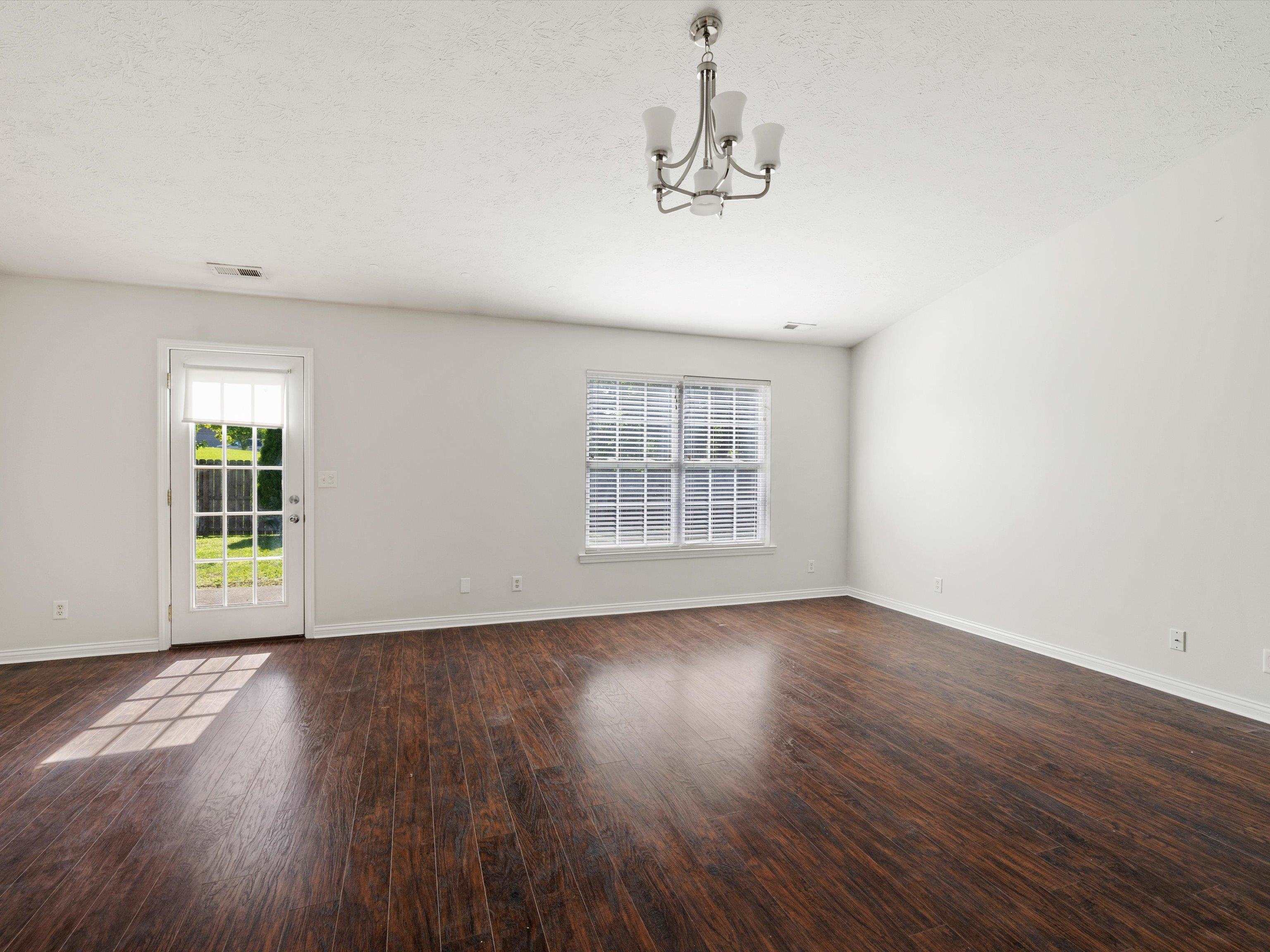 3104 Avenue of the Parks, Owensboro, Kentucky 42303, 3 Bedrooms Bedrooms, ,2 BathroomsBathrooms,Ranch,For Sale,Avenue of the Parks,89758