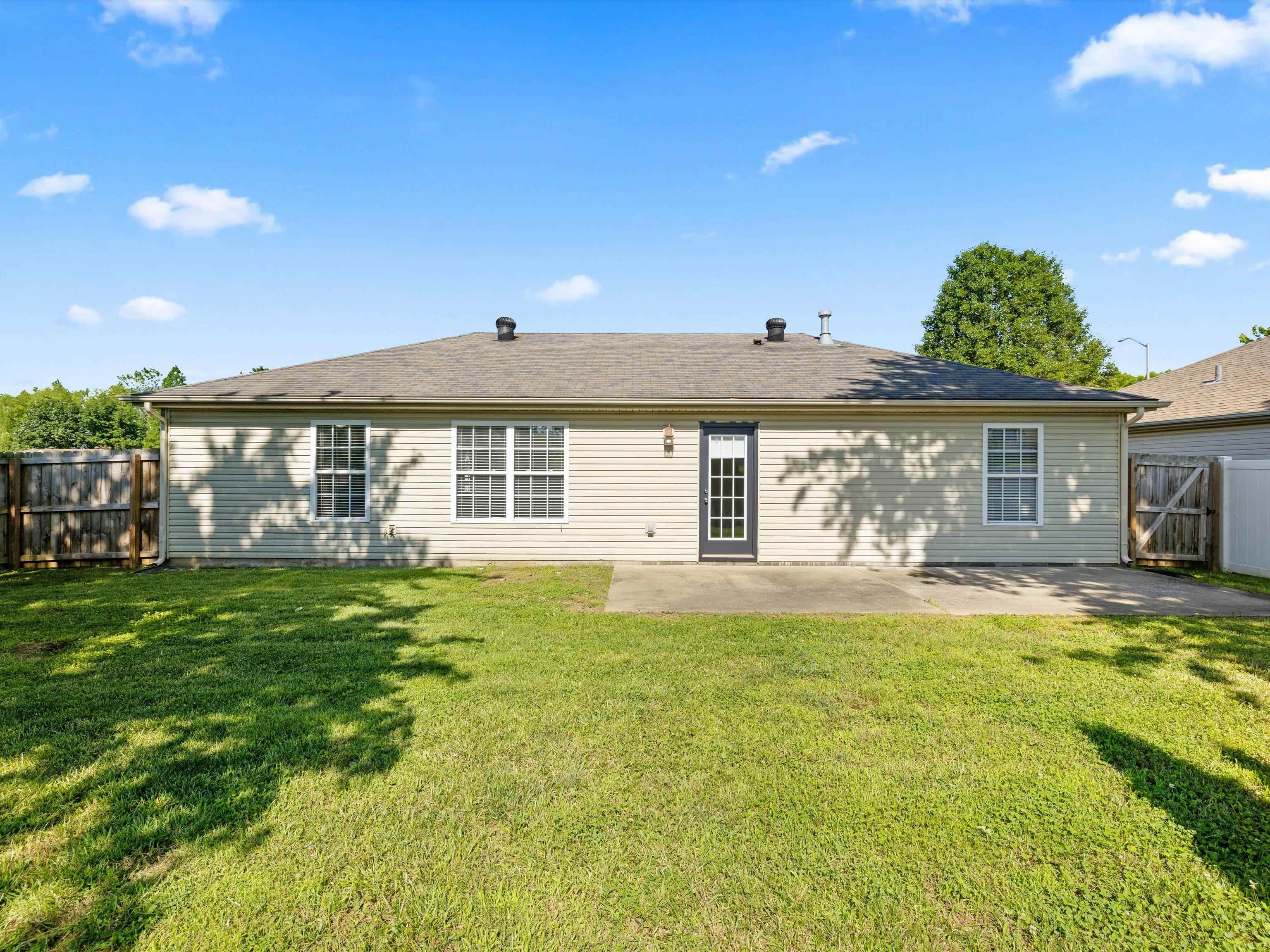 3104 Avenue of the Parks, Owensboro, Kentucky 42303, 3 Bedrooms Bedrooms, ,2 BathroomsBathrooms,Ranch,For Sale,Avenue of the Parks,89758