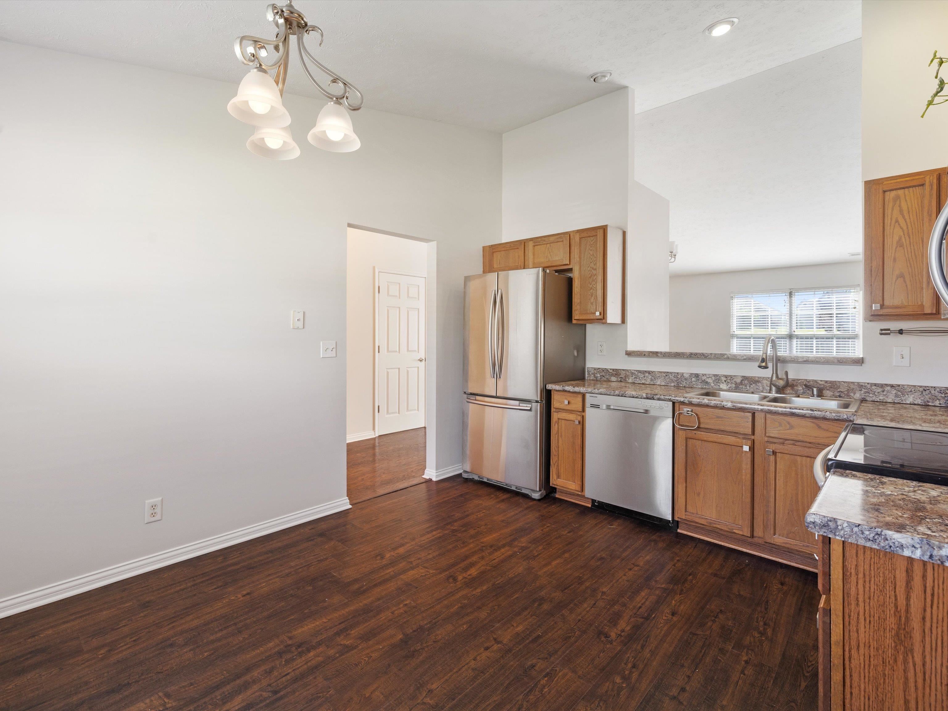 3104 Avenue of the Parks, Owensboro, Kentucky 42303, 3 Bedrooms Bedrooms, ,2 BathroomsBathrooms,Ranch,For Sale,Avenue of the Parks,89758