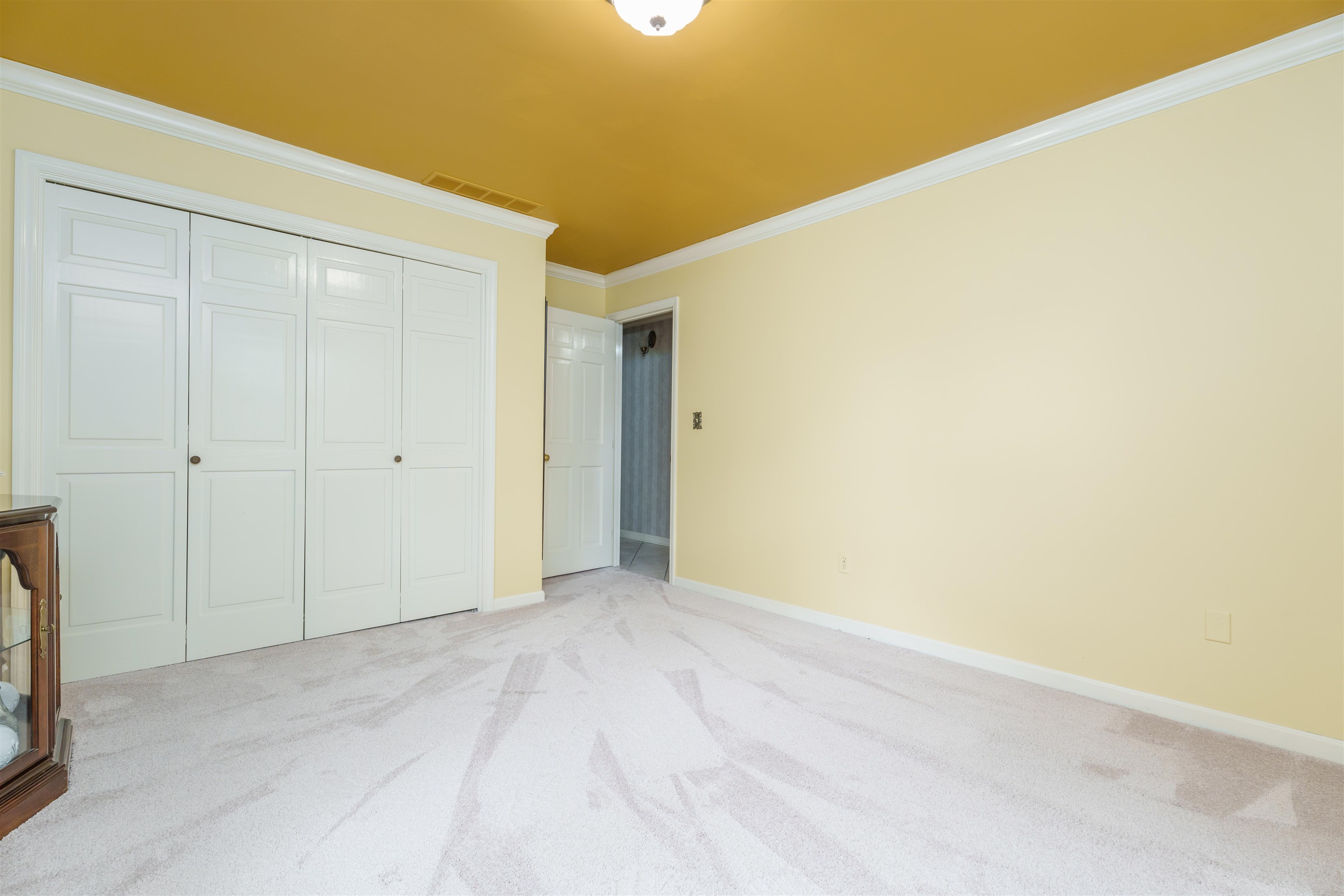 2333 Crescent Hill Drive, Owensboro, Kentucky 42303, 4 Bedrooms Bedrooms, ,3 BathroomsBathrooms,Single Family Residence,For Sale,Crescent Hill Drive,89760