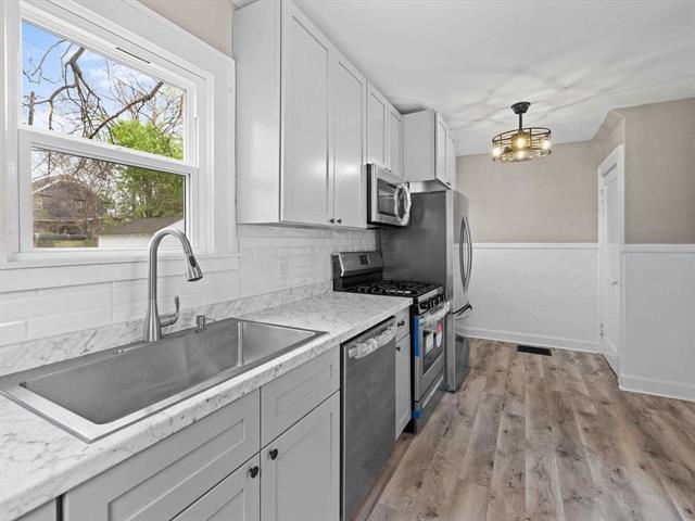 1217 Cedar St, Owensboro, Kentucky 42301, 3 Bedrooms Bedrooms, ,2 BathroomsBathrooms,Single Family Residence,For Sale,Cedar St,89762