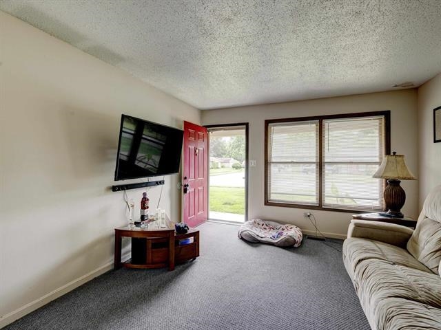 3319 Old Mill Ln., Owensboro, Kentucky 42303, 3 Bedrooms Bedrooms, ,1 BathroomBathrooms,Single Family Residence,For Sale,Old Mill Ln.,89764