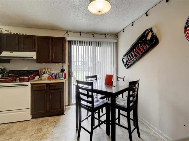 3319 Old Mill Ln., Owensboro, Kentucky 42303, 3 Bedrooms Bedrooms, ,1 BathroomBathrooms,Single Family Residence,For Sale,Old Mill Ln.,89764