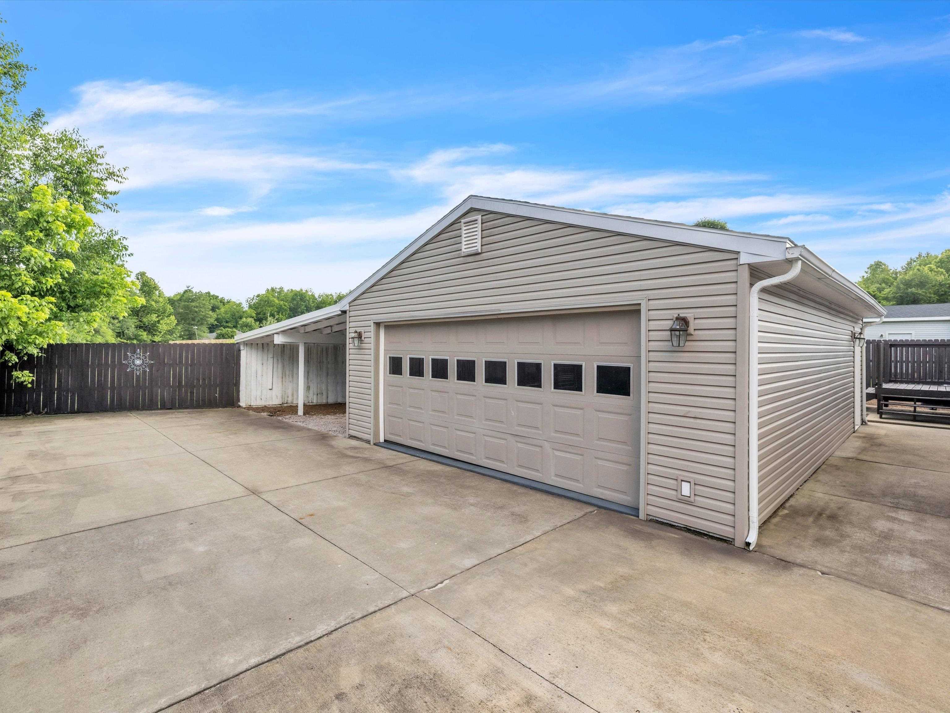 4066 Silent Doe Crossing, Owensboro, Kentucky 42301, 3 Bedrooms Bedrooms, ,2 BathroomsBathrooms,Single Family Residence,For Sale,Silent Doe Crossing,89765