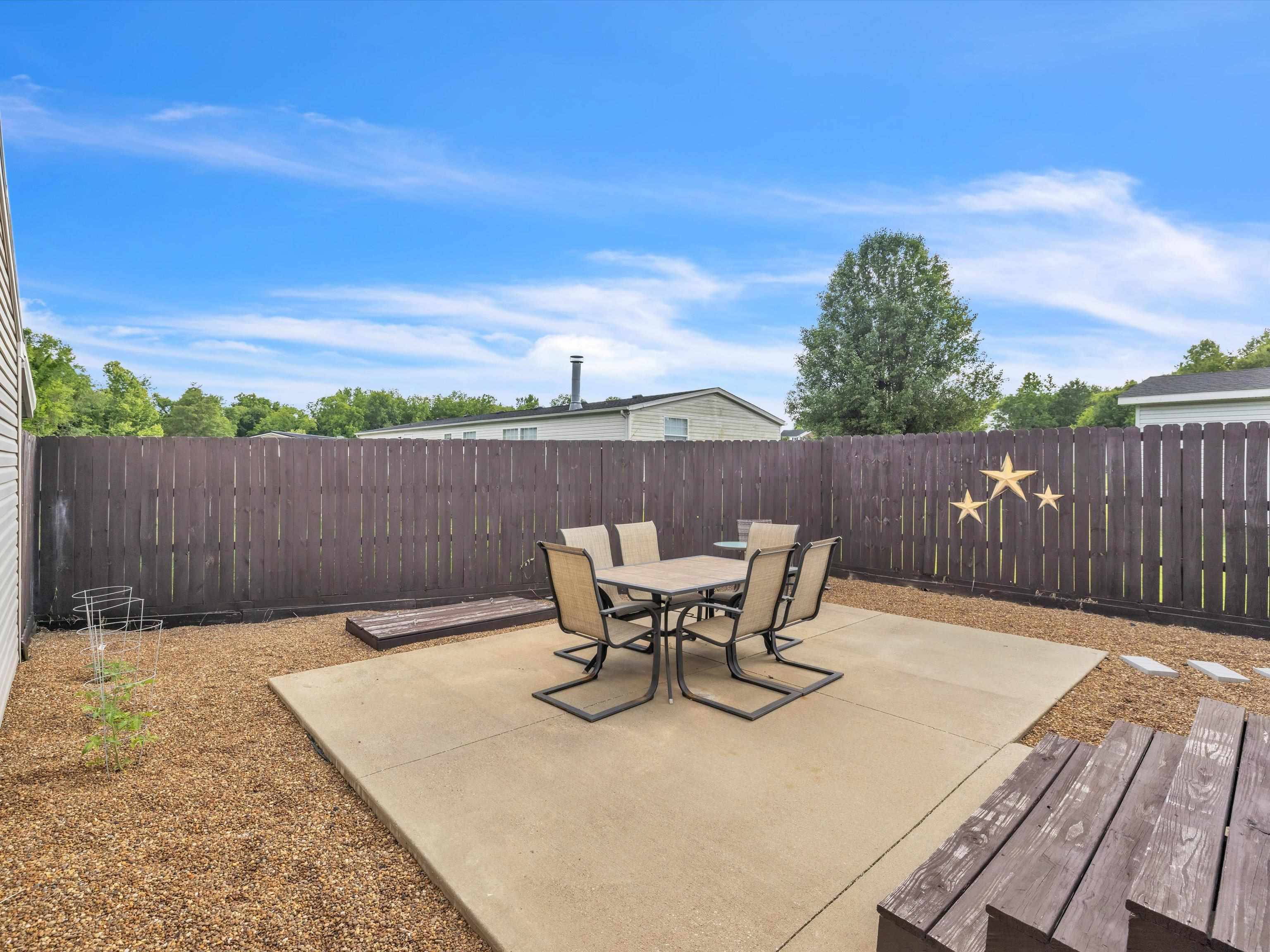 4066 Silent Doe Crossing, Owensboro, Kentucky 42301, 3 Bedrooms Bedrooms, ,2 BathroomsBathrooms,Single Family Residence,For Sale,Silent Doe Crossing,89765