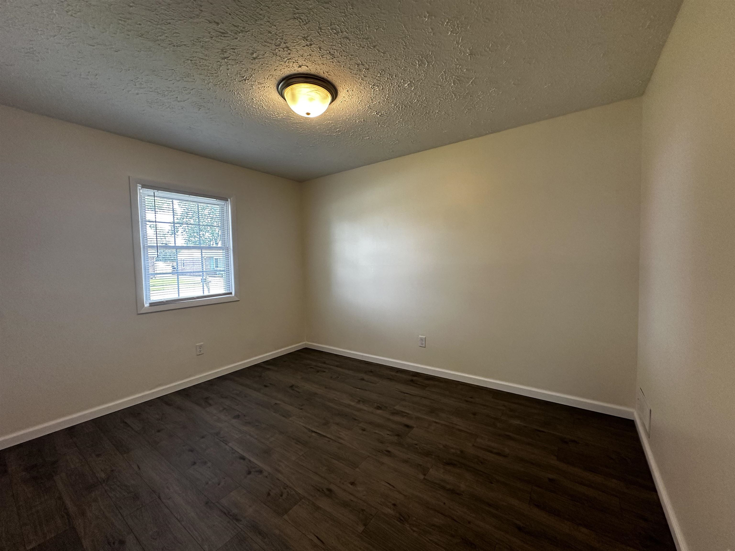 5359 Ashland ave, Owensboro, Kentucky 42301, 3 Bedrooms Bedrooms, ,1 BathroomBathrooms,Single Family Residence,For Sale,Ashland ave,89767