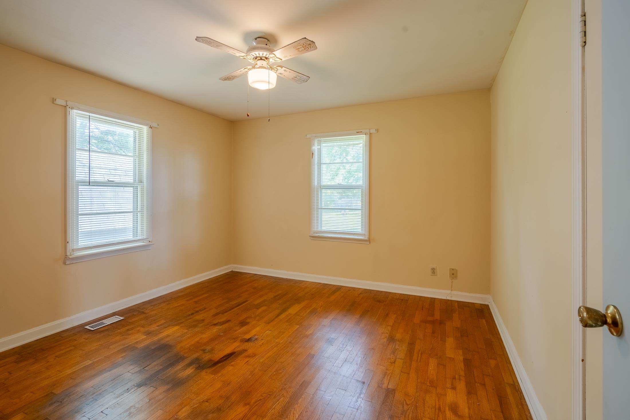 9687 HWY 1078, Henderson, Kentucky 42420, 3 Bedrooms Bedrooms, ,1 BathroomBathrooms,Single Family Residence,For Sale,HWY 1078,89769