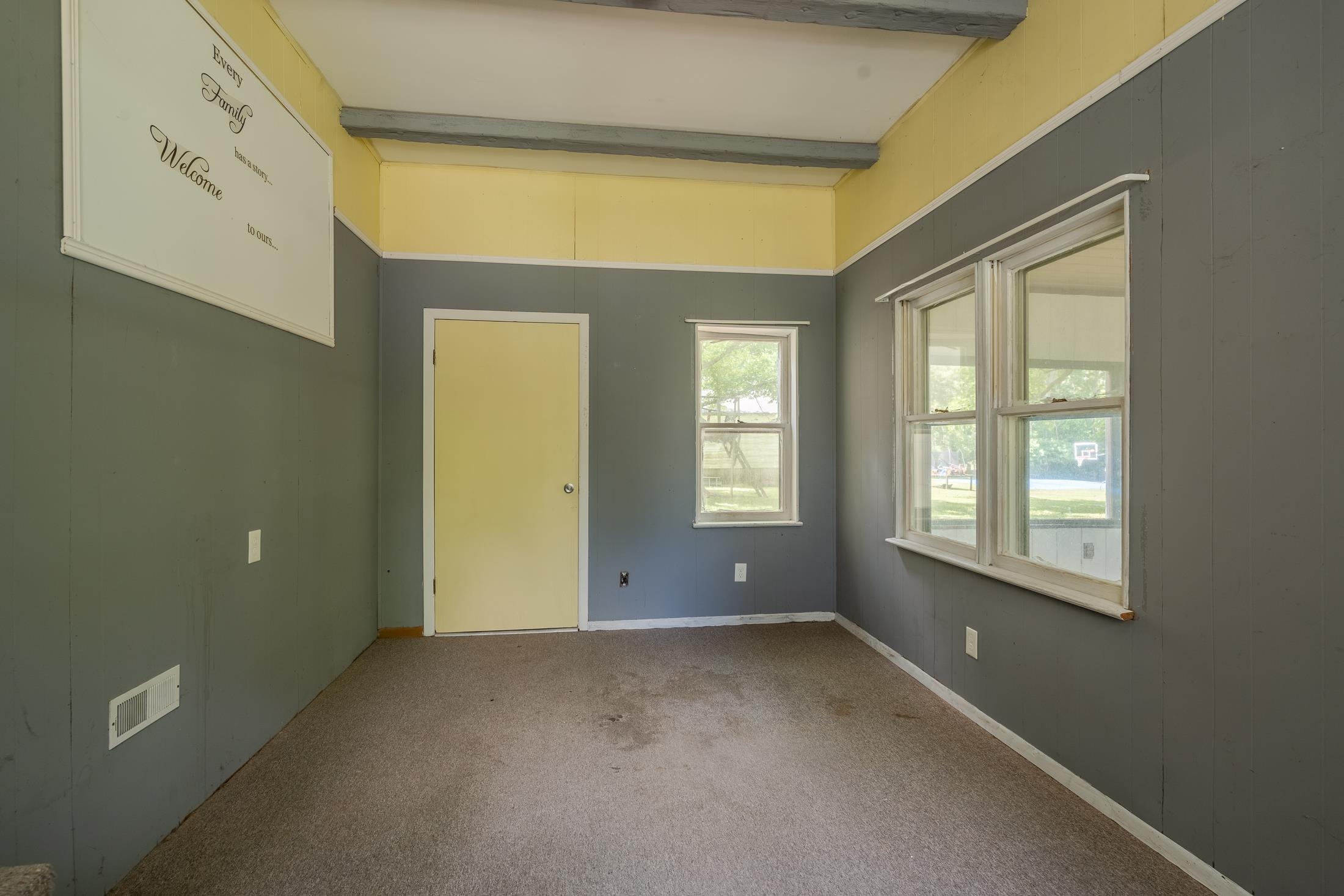 9687 HWY 1078, Henderson, Kentucky 42420, 3 Bedrooms Bedrooms, ,1 BathroomBathrooms,Single Family Residence,For Sale,HWY 1078,89769