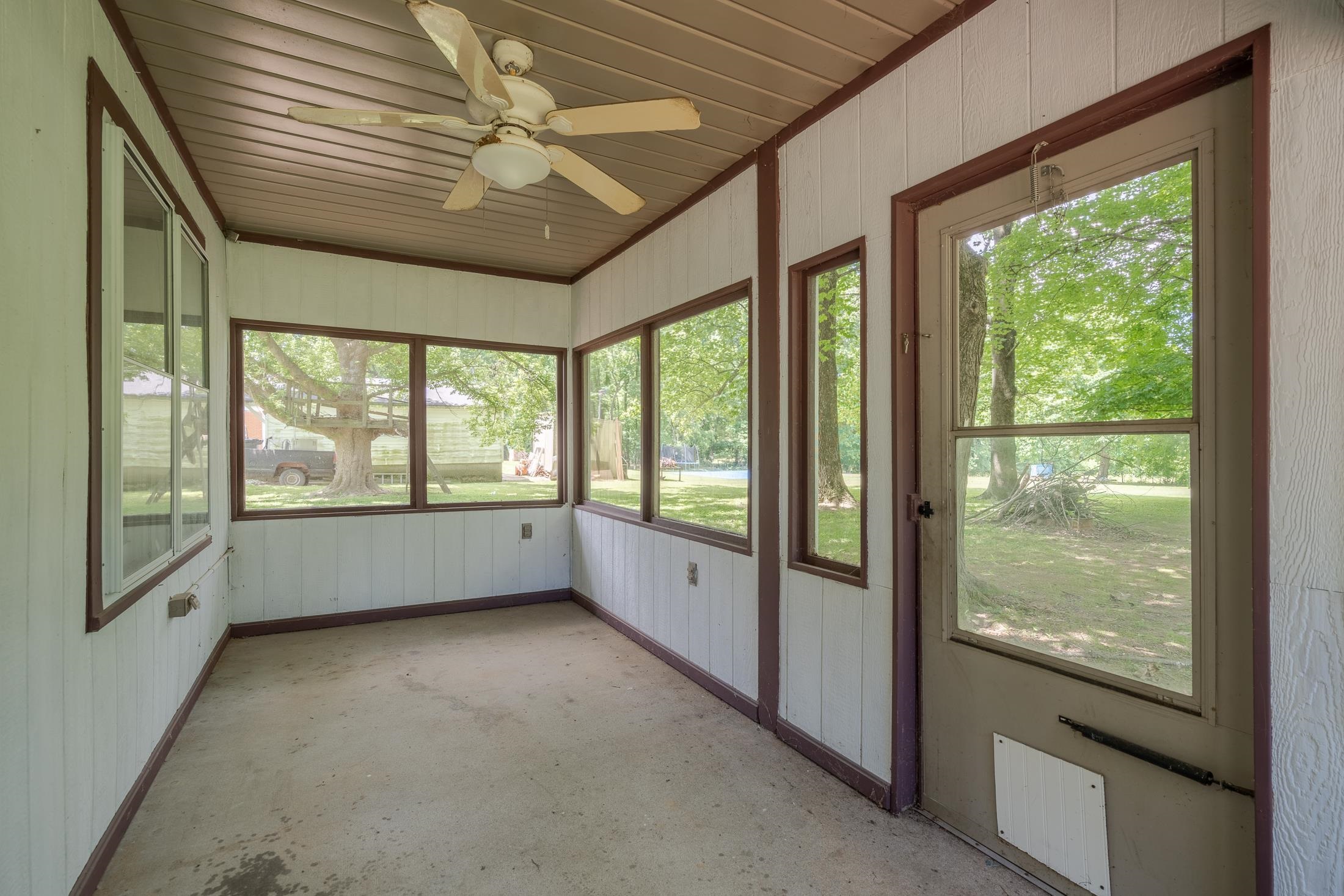 9687 HWY 1078, Henderson, Kentucky 42420, 3 Bedrooms Bedrooms, ,1 BathroomBathrooms,Single Family Residence,For Sale,HWY 1078,89769