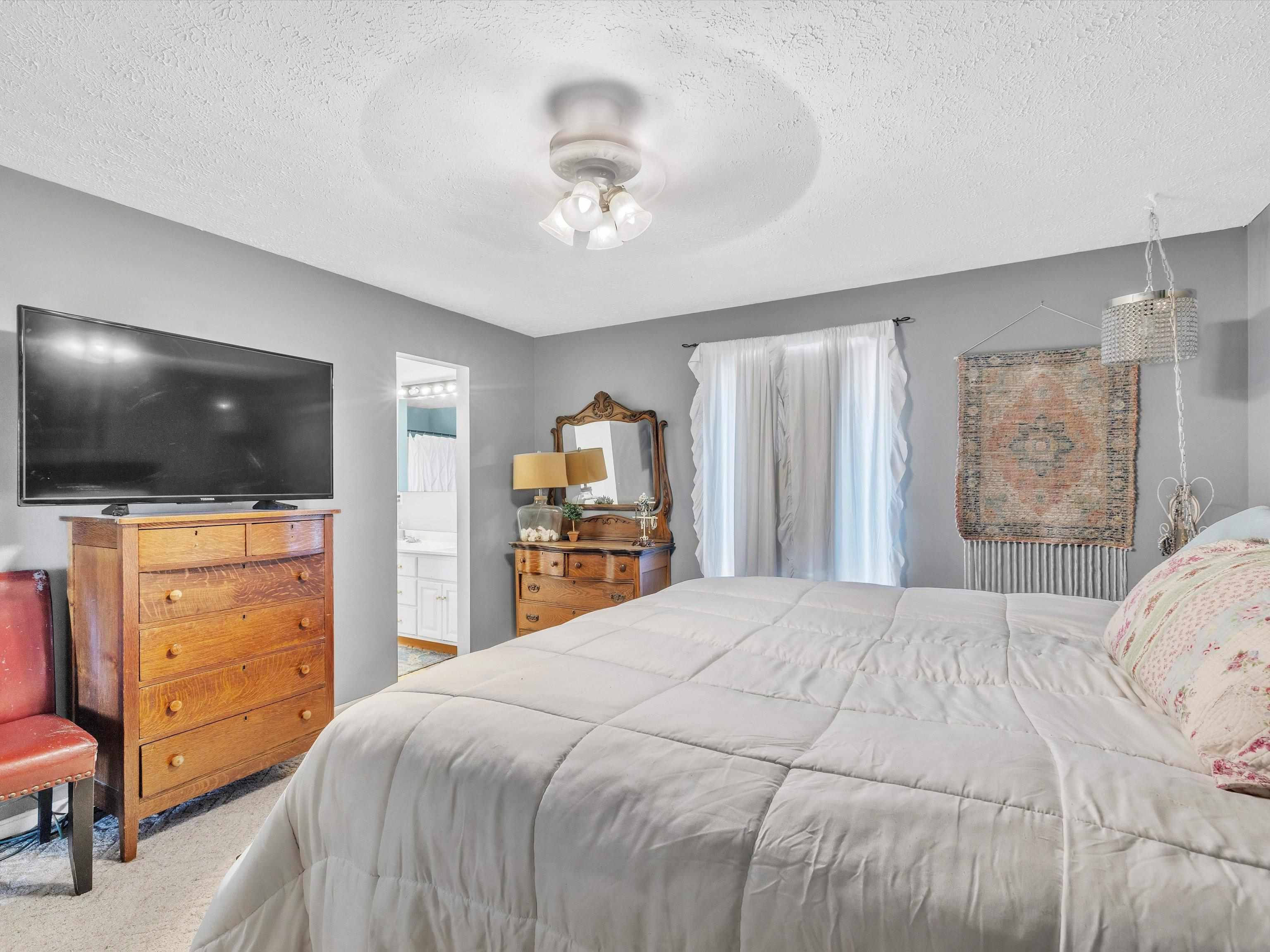 8567 HWY 456, Owensboro, Kentucky 42301-9529, 4 Bedrooms Bedrooms, ,3 BathroomsBathrooms,Single Family Residence,For Sale,HWY 456,89773