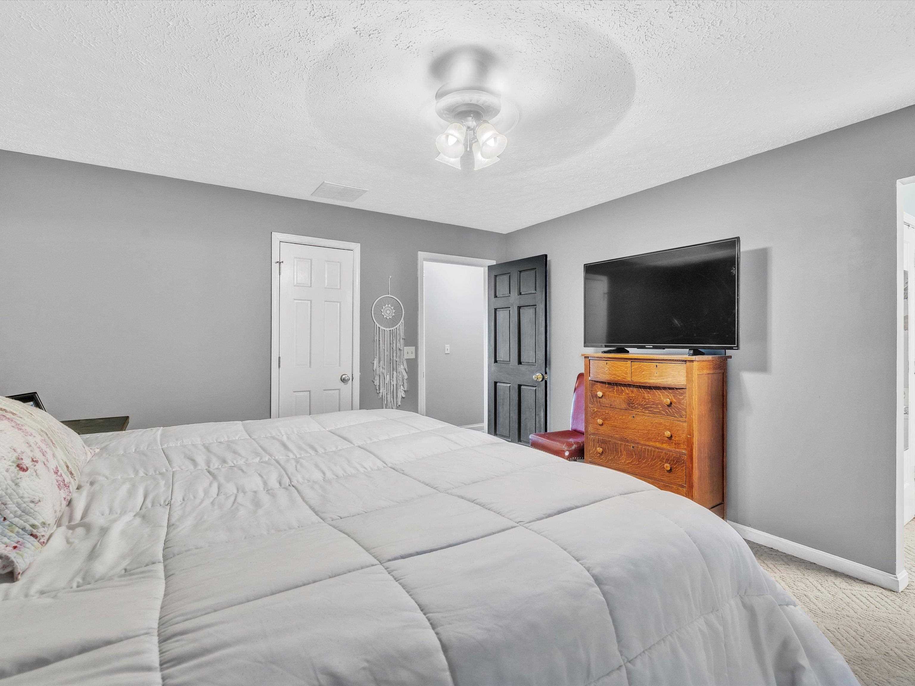 8567 HWY 456, Owensboro, Kentucky 42301-9529, 4 Bedrooms Bedrooms, ,3 BathroomsBathrooms,Single Family Residence,For Sale,HWY 456,89773