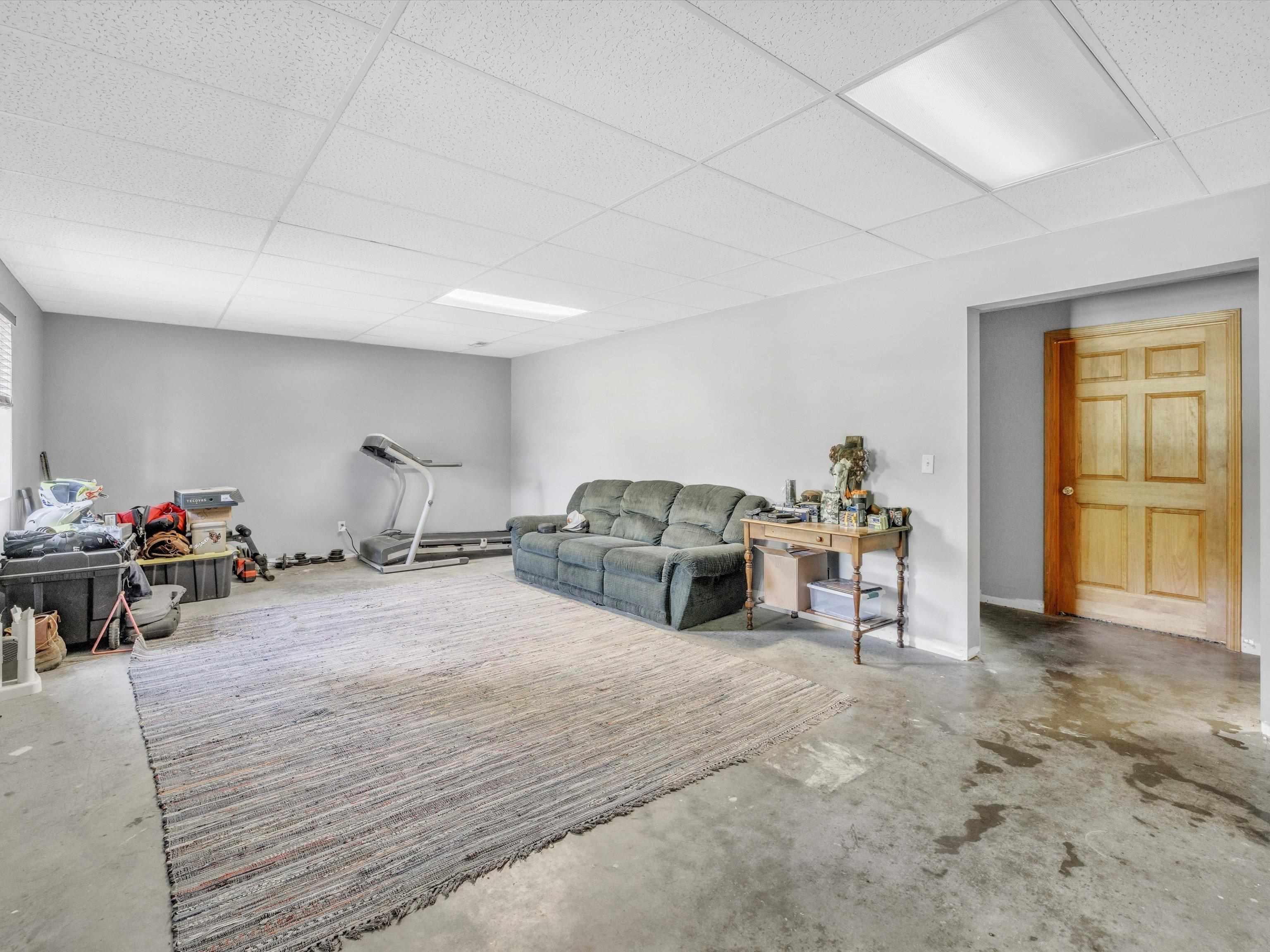 8567 HWY 456, Owensboro, Kentucky 42301-9529, 4 Bedrooms Bedrooms, ,3 BathroomsBathrooms,Single Family Residence,For Sale,HWY 456,89773