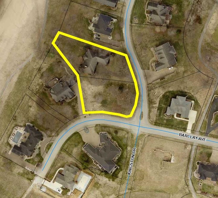 6615 Kingston Dr, Owensboro, Kentucky 42303, 3 Bedrooms Bedrooms, ,2 BathroomsBathrooms,Single Family Residence,For Sale,Kingston Dr,89774