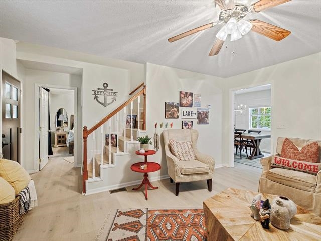 1112 Spring Shore Lane, Falls of Rough, Kentucky 40119, 3 Bedrooms Bedrooms, ,2 BathroomsBathrooms,Single Family Residence,For Sale,Spring Shore Lane,89776