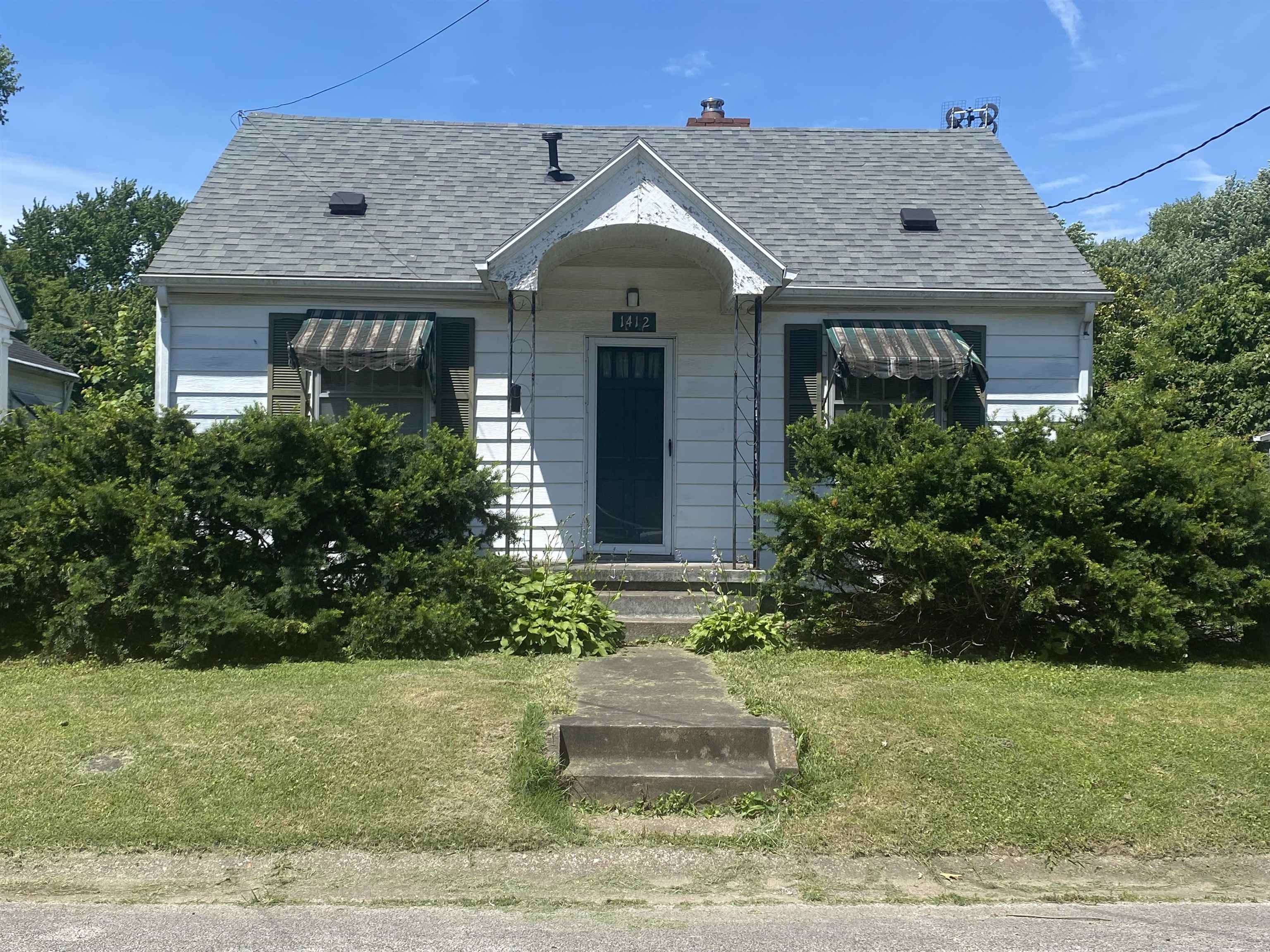 1412 Parrish Ct., Owensboro, Kentucky 42301, 2 Bedrooms Bedrooms, ,1 BathroomBathrooms,Single Family Residence,For Sale,Parrish Ct.,89778